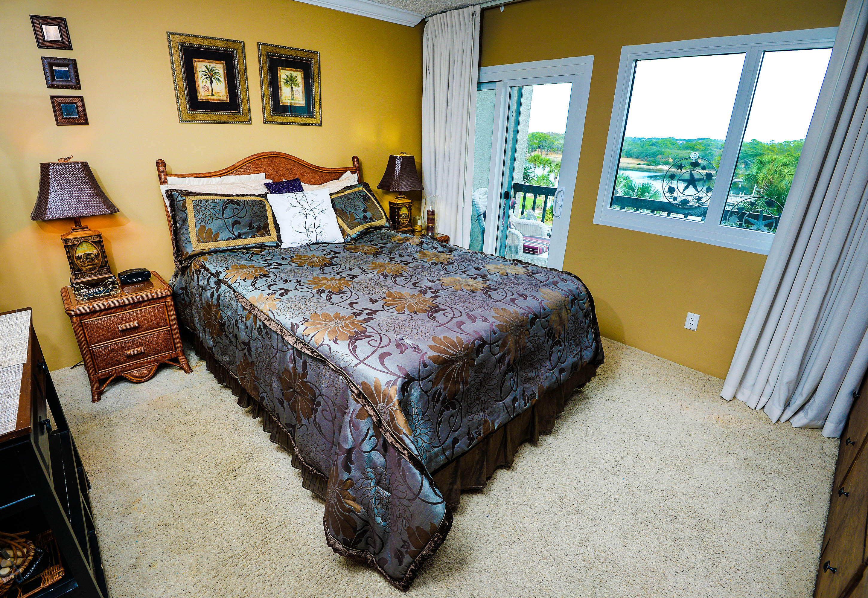 PINNACLE PORT - Residential