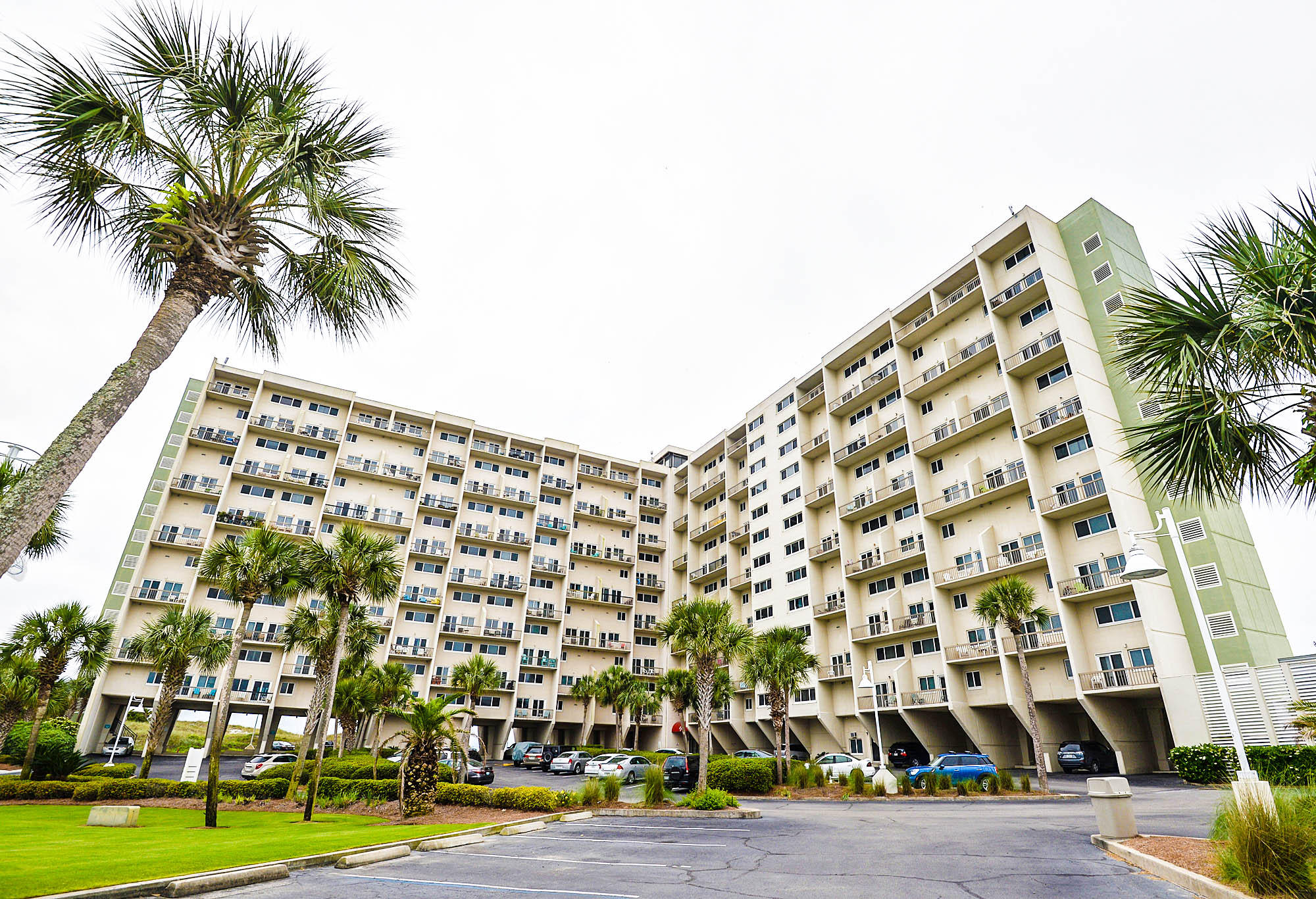 PINNACLE PORT - Residential