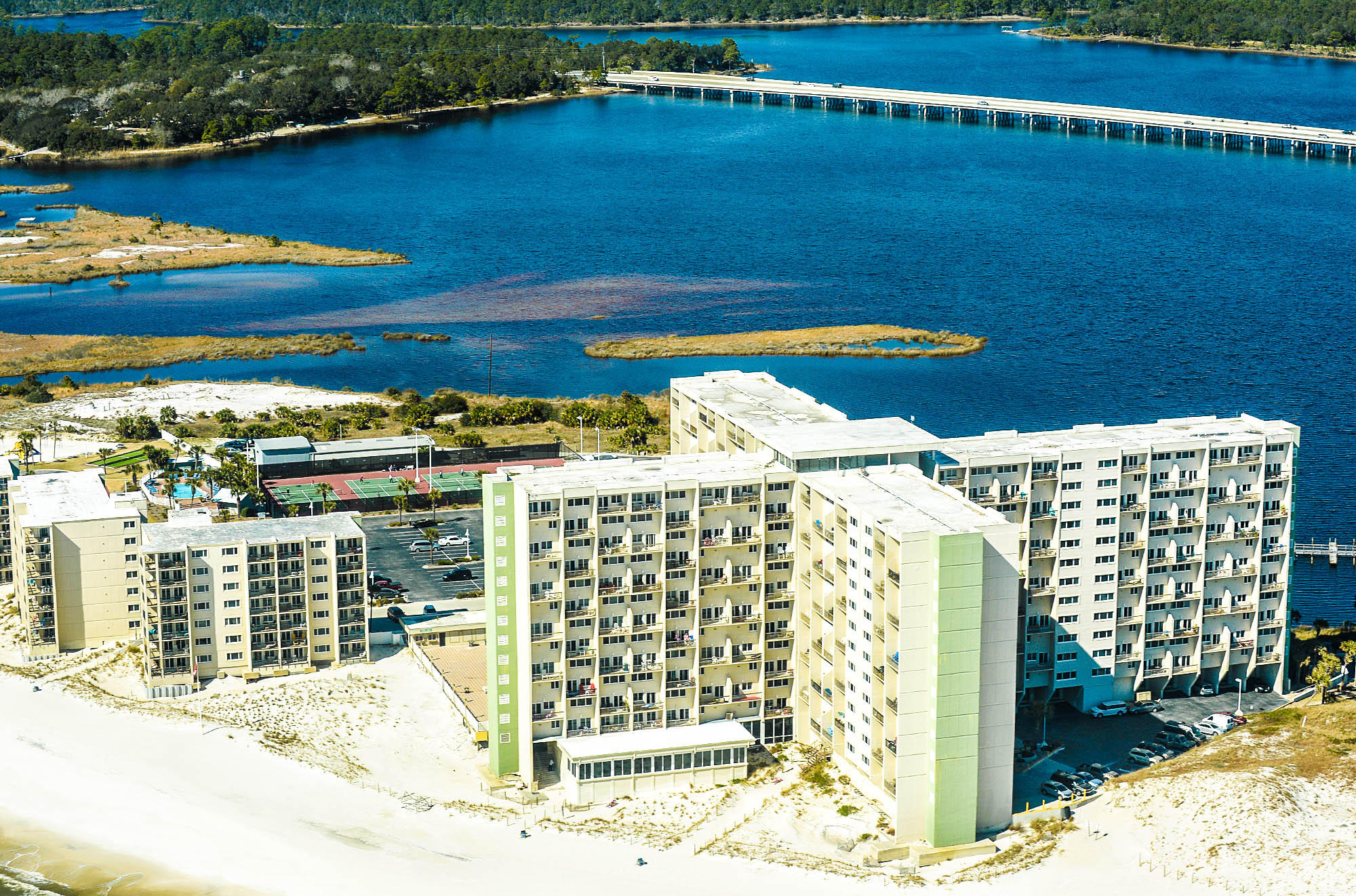 PINNACLE PORT - Residential