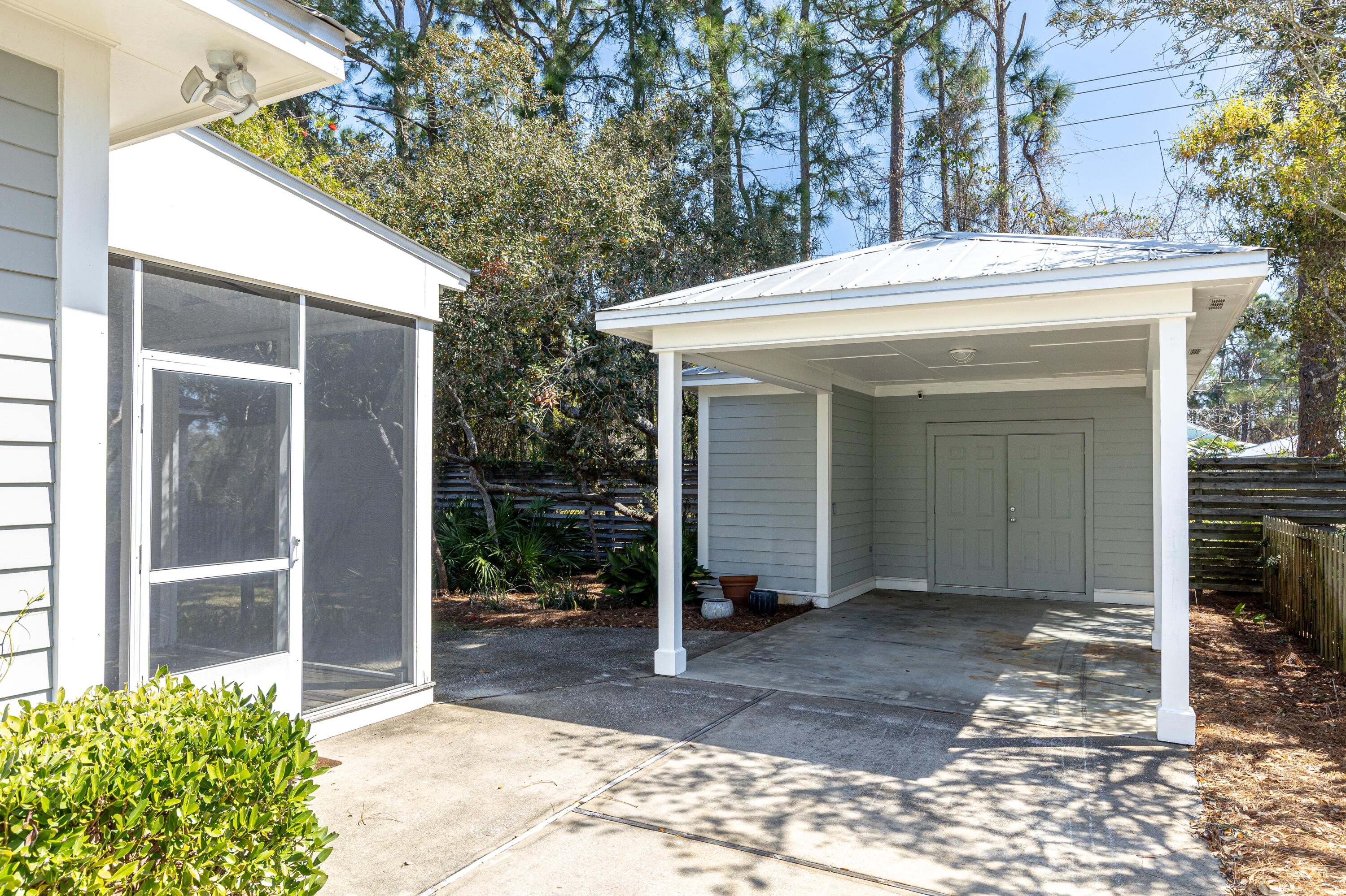 CRYSTAL LAKE AT SANDESTIN - Residential