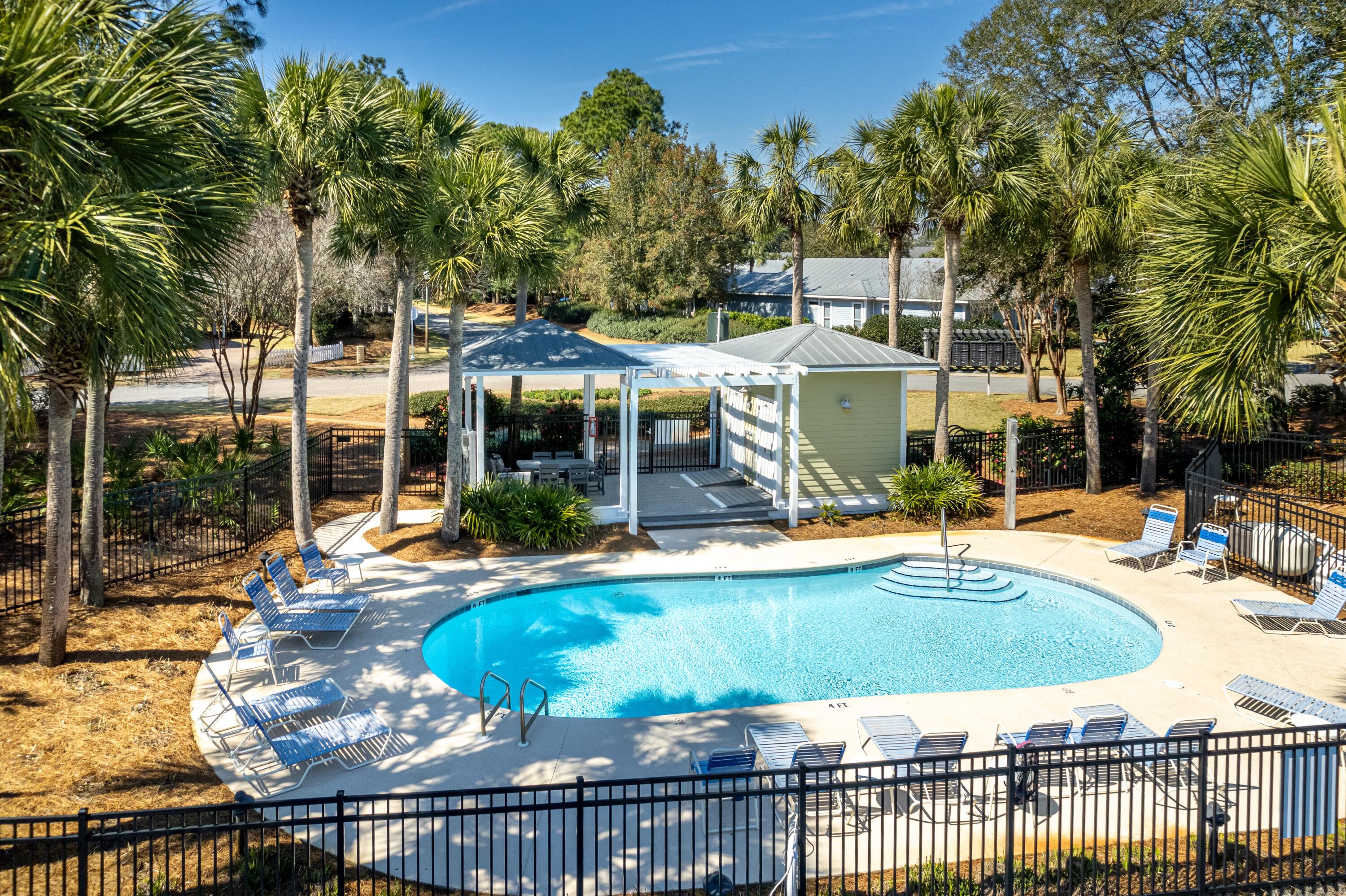 CRYSTAL LAKE AT SANDESTIN - Residential
