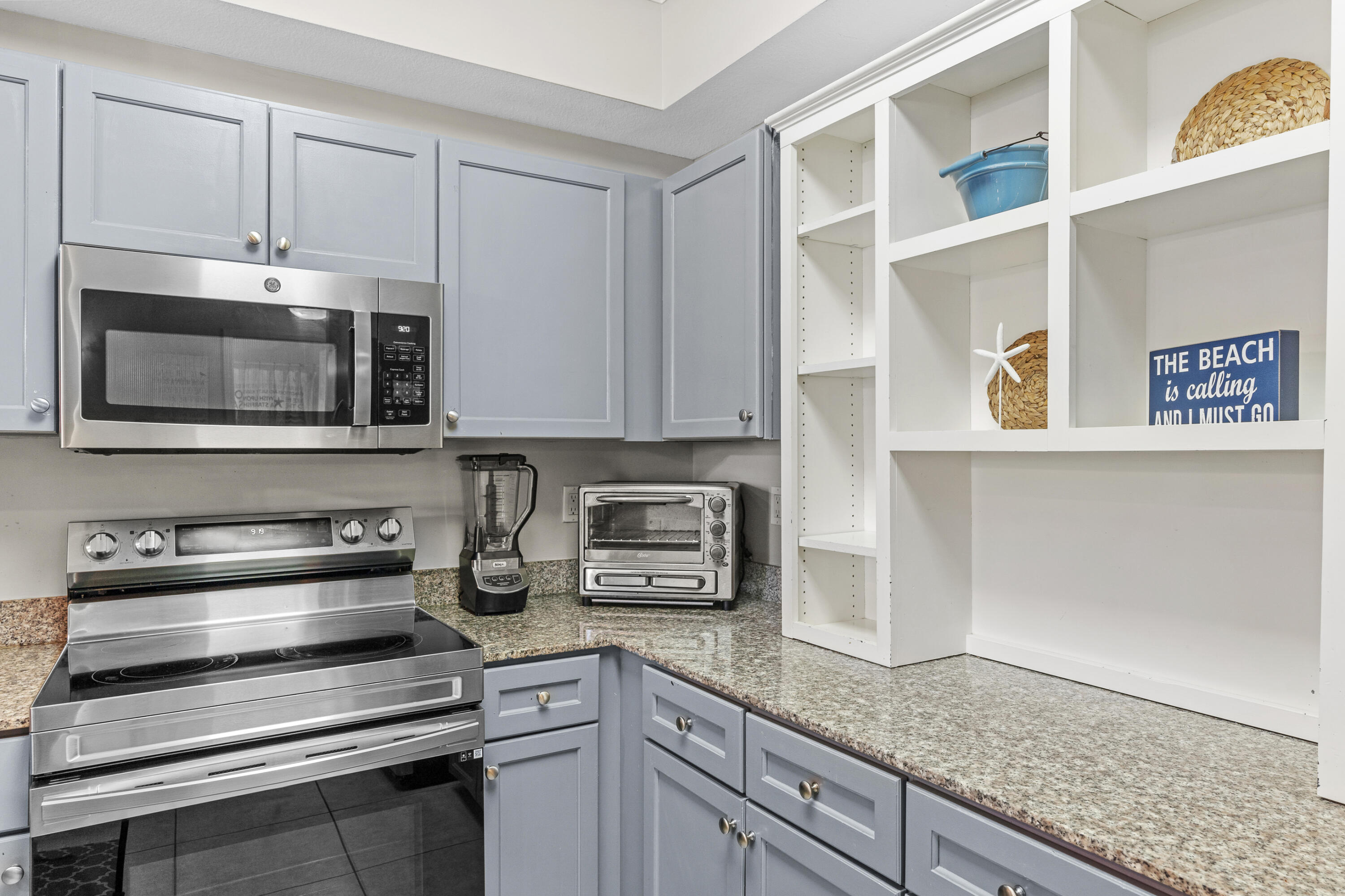 DESTIN WEST BEACH & BAY RESORT-GULFSIDE - Residential