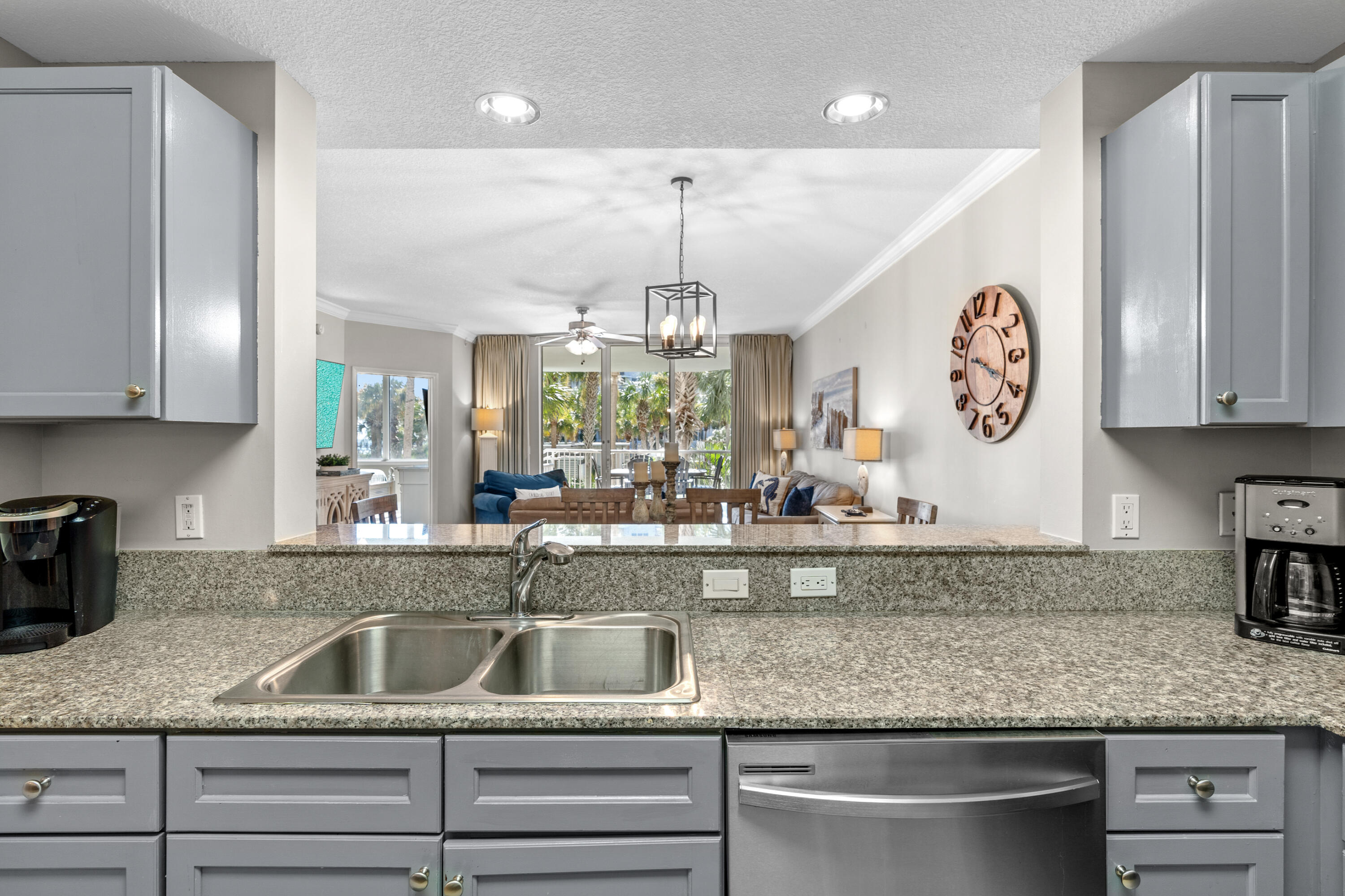 DESTIN WEST BEACH & BAY RESORT-GULFSIDE - Residential