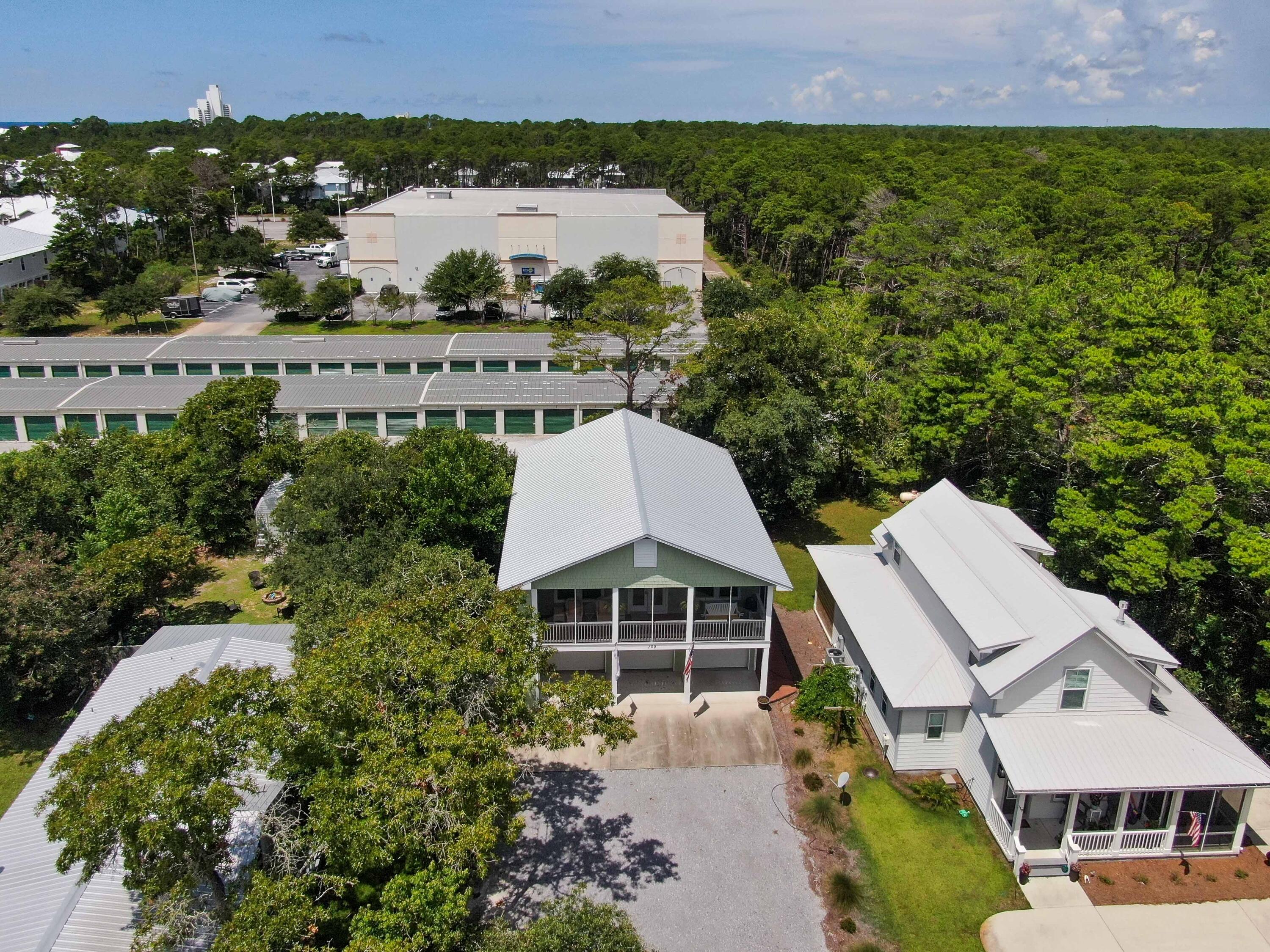 EASTERN LAKE S/D - Residential