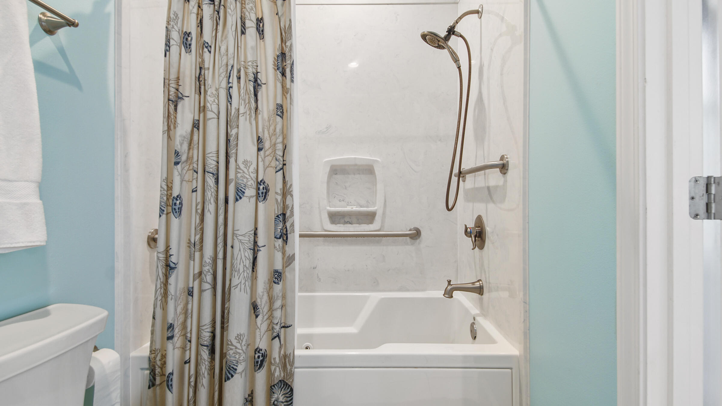 EASTERN LAKE S/D - Residential