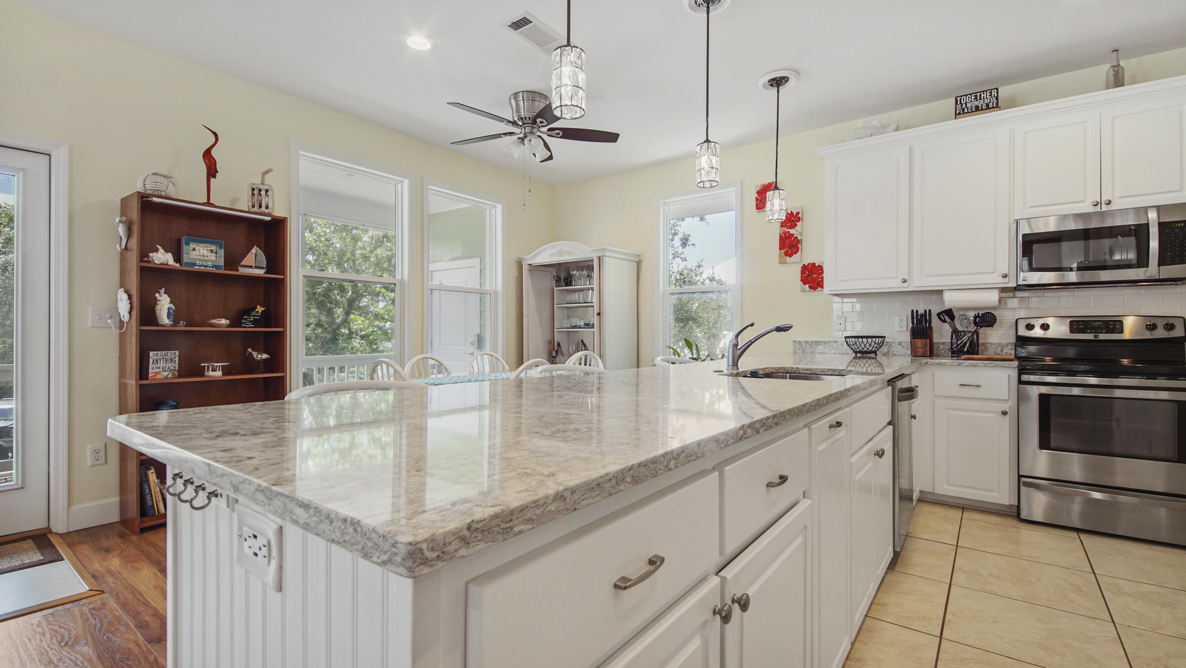 EASTERN LAKE S/D - Residential