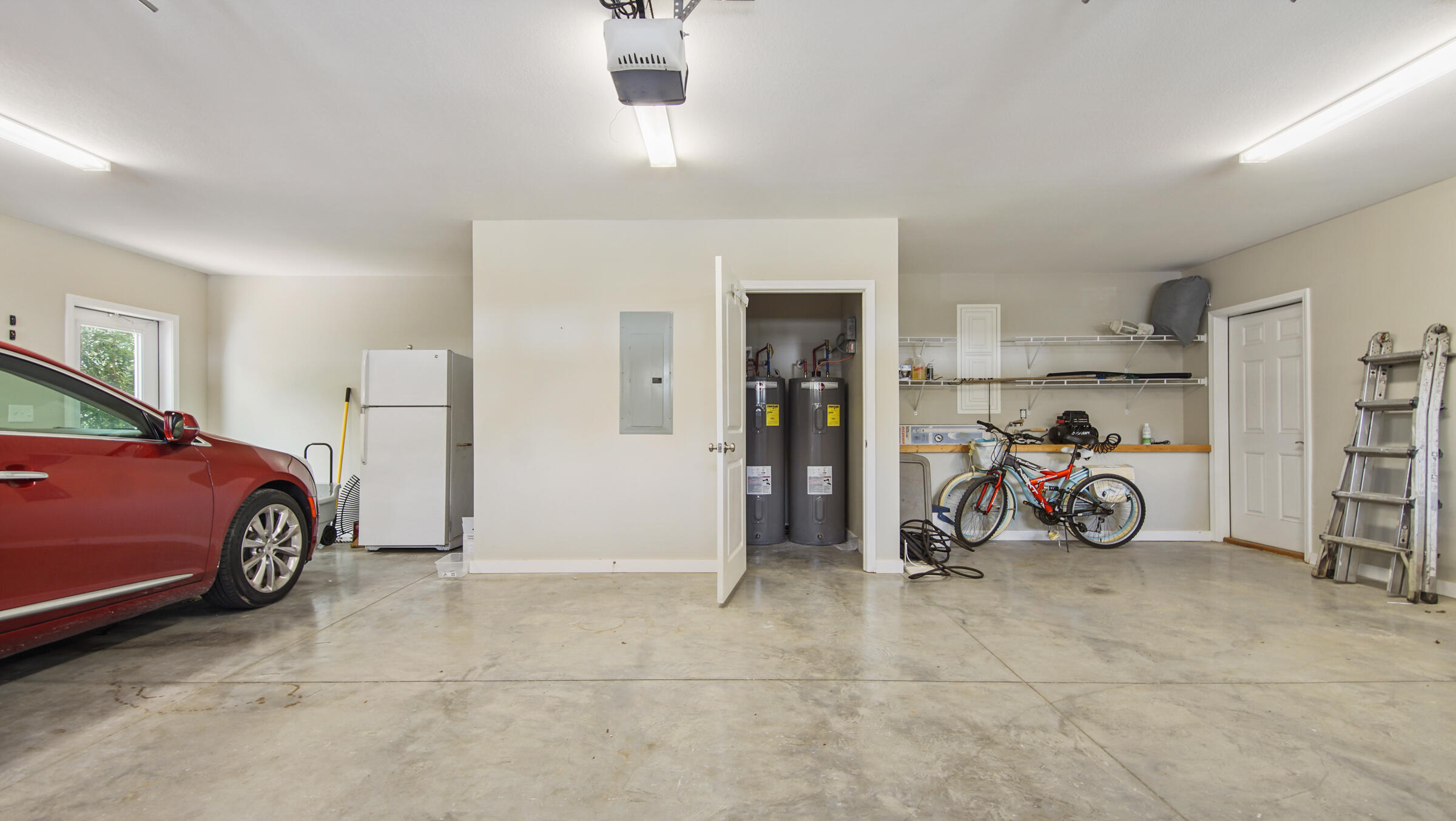 EASTERN LAKE S/D - Residential