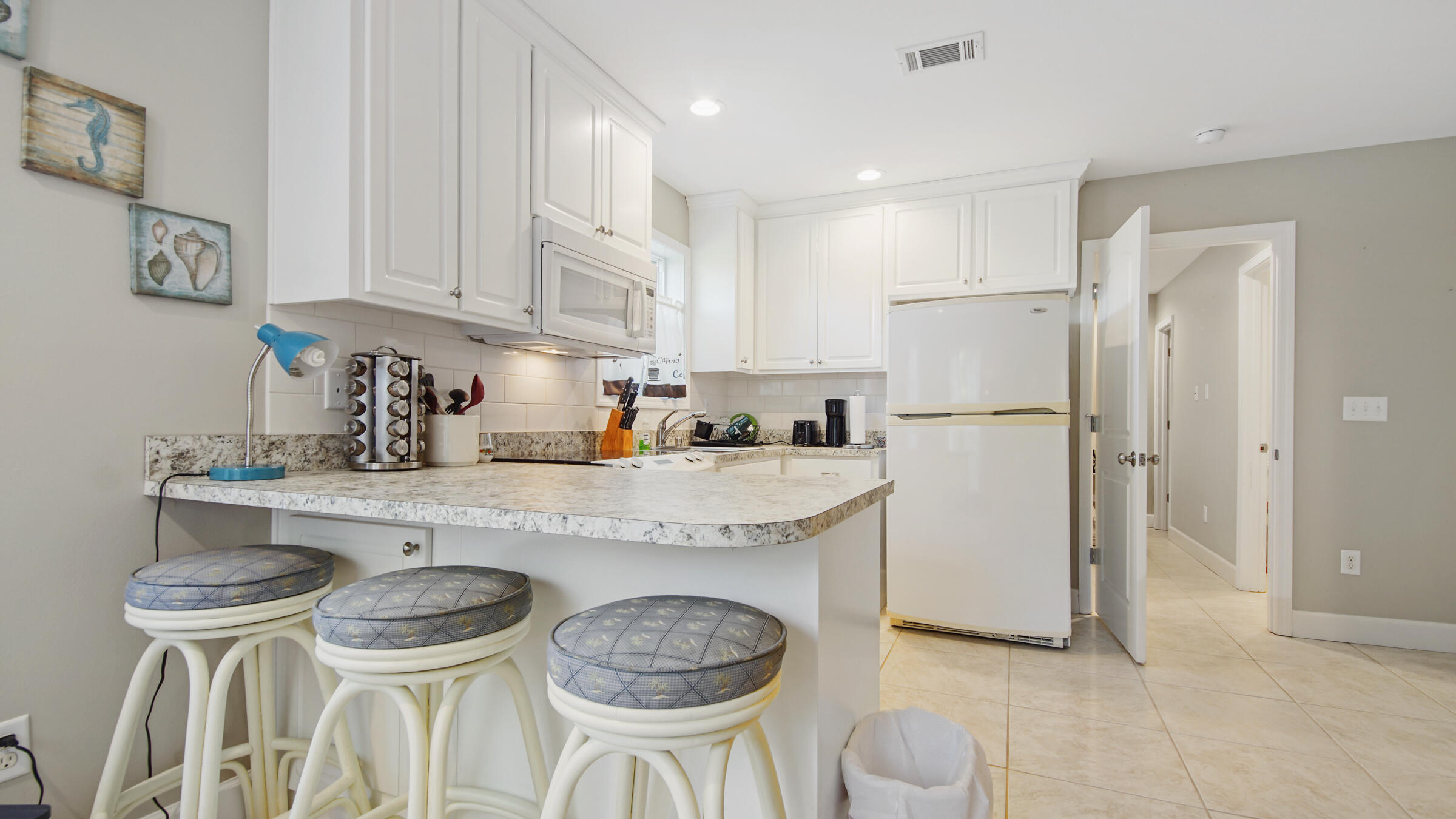 EASTERN LAKE S/D - Residential