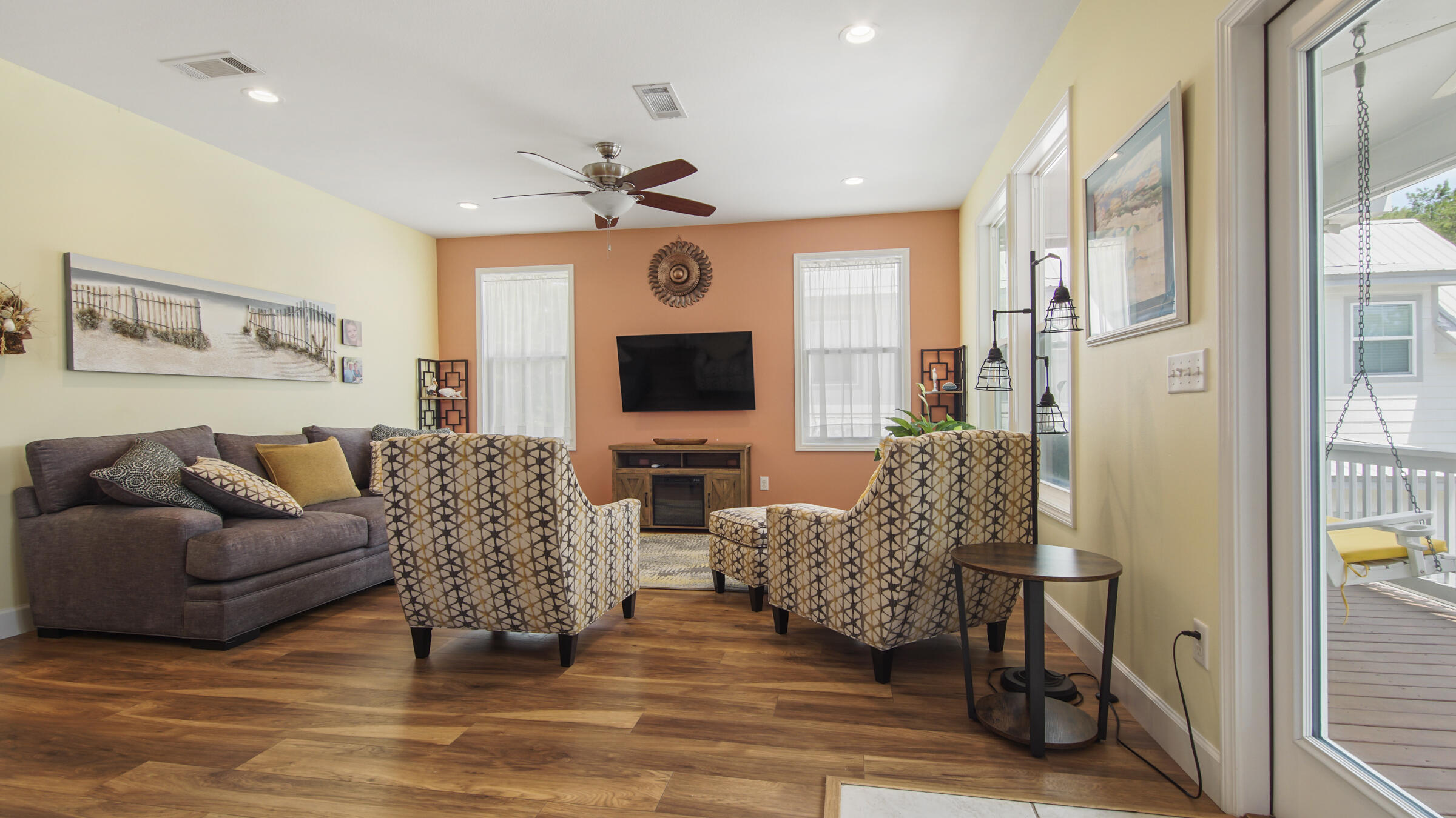 EASTERN LAKE S/D - Residential