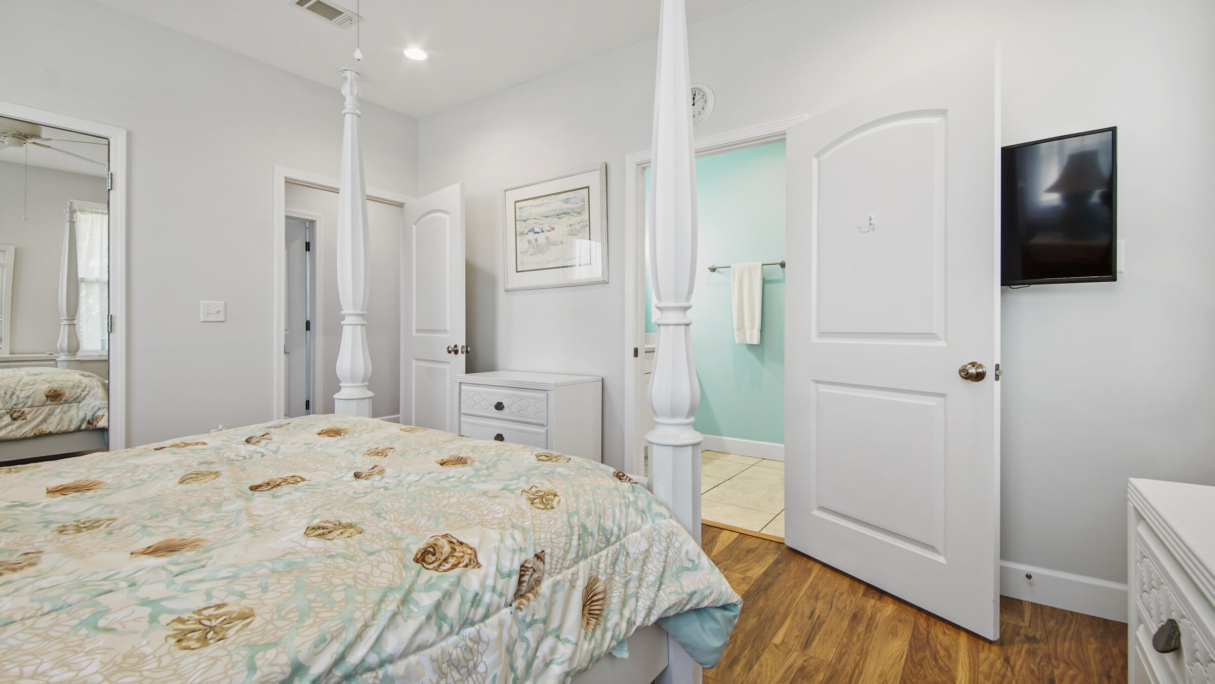 EASTERN LAKE S/D - Residential