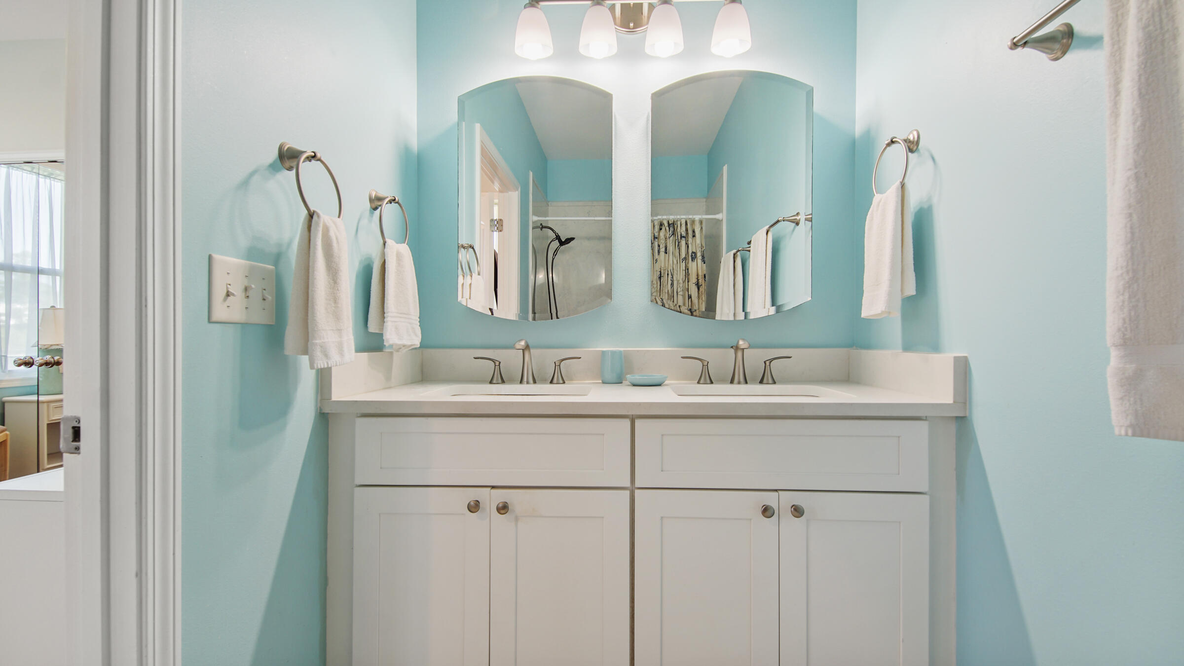 EASTERN LAKE S/D - Residential