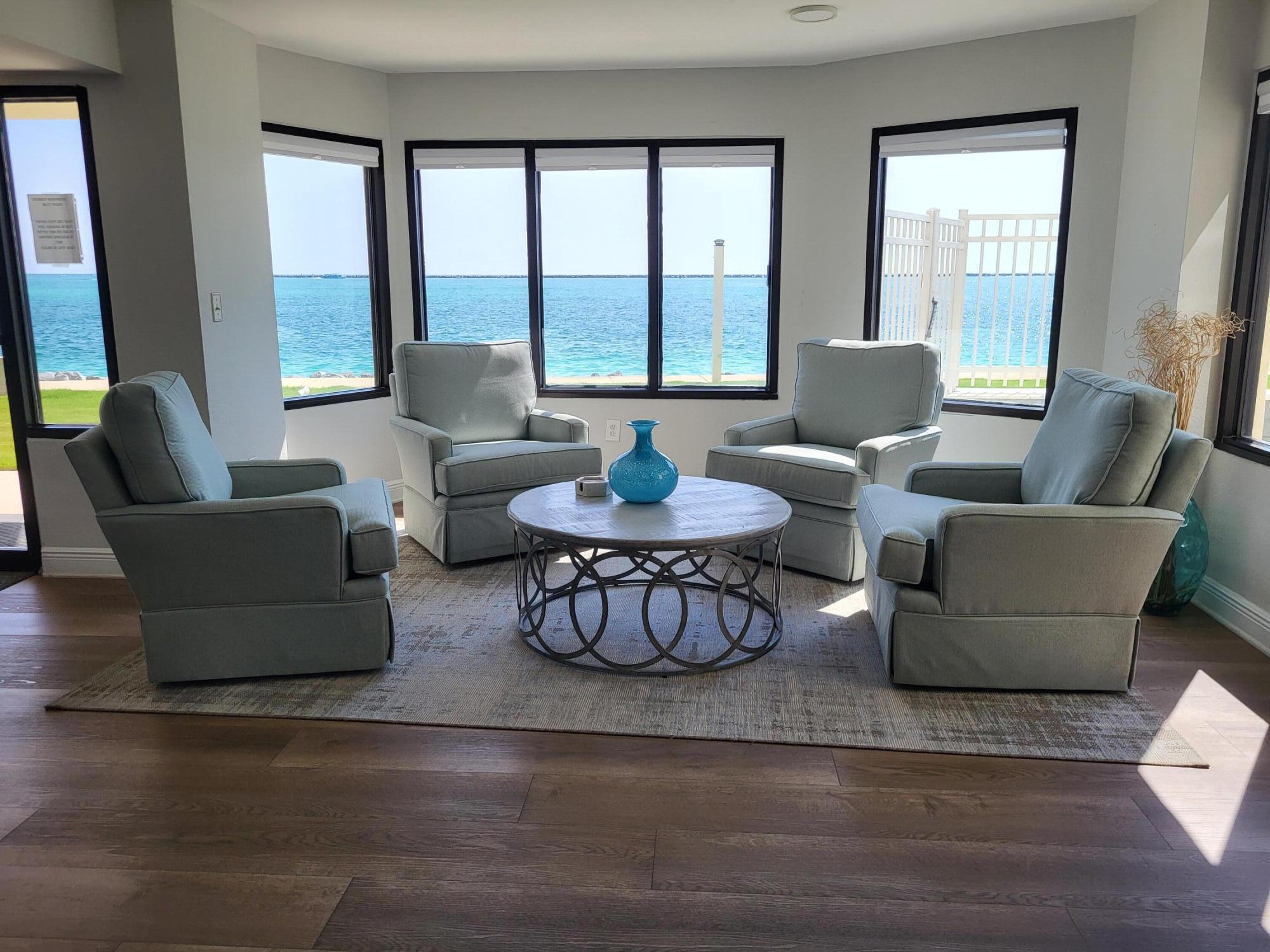 WATERVIEW TOWERS YACHT CLUB - Residential