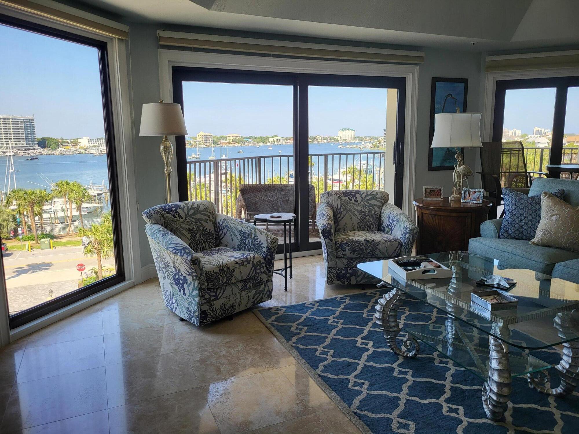 WATERVIEW TOWERS YACHT CLUB - Residential