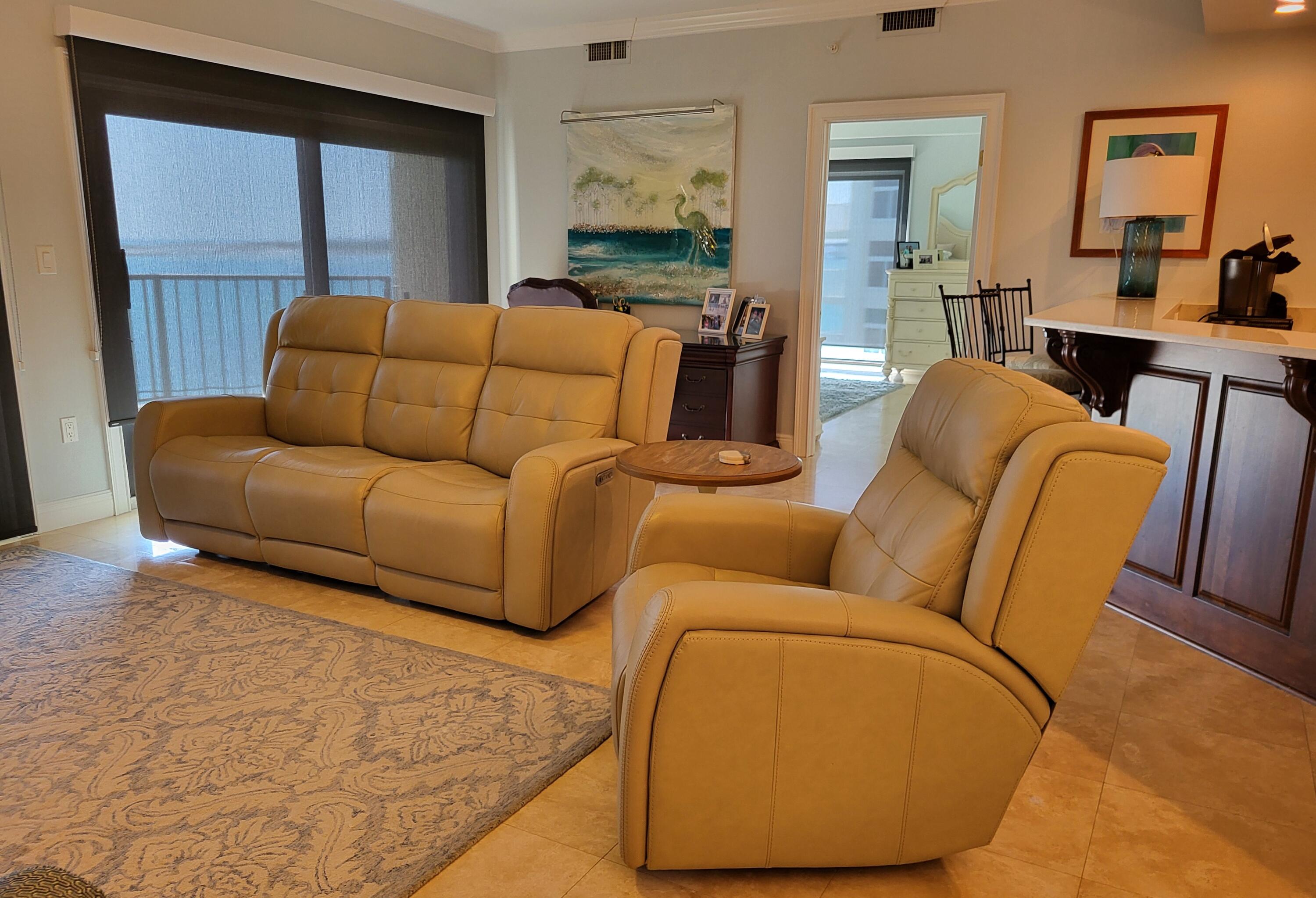 WATERVIEW TOWERS YACHT CLUB - Residential