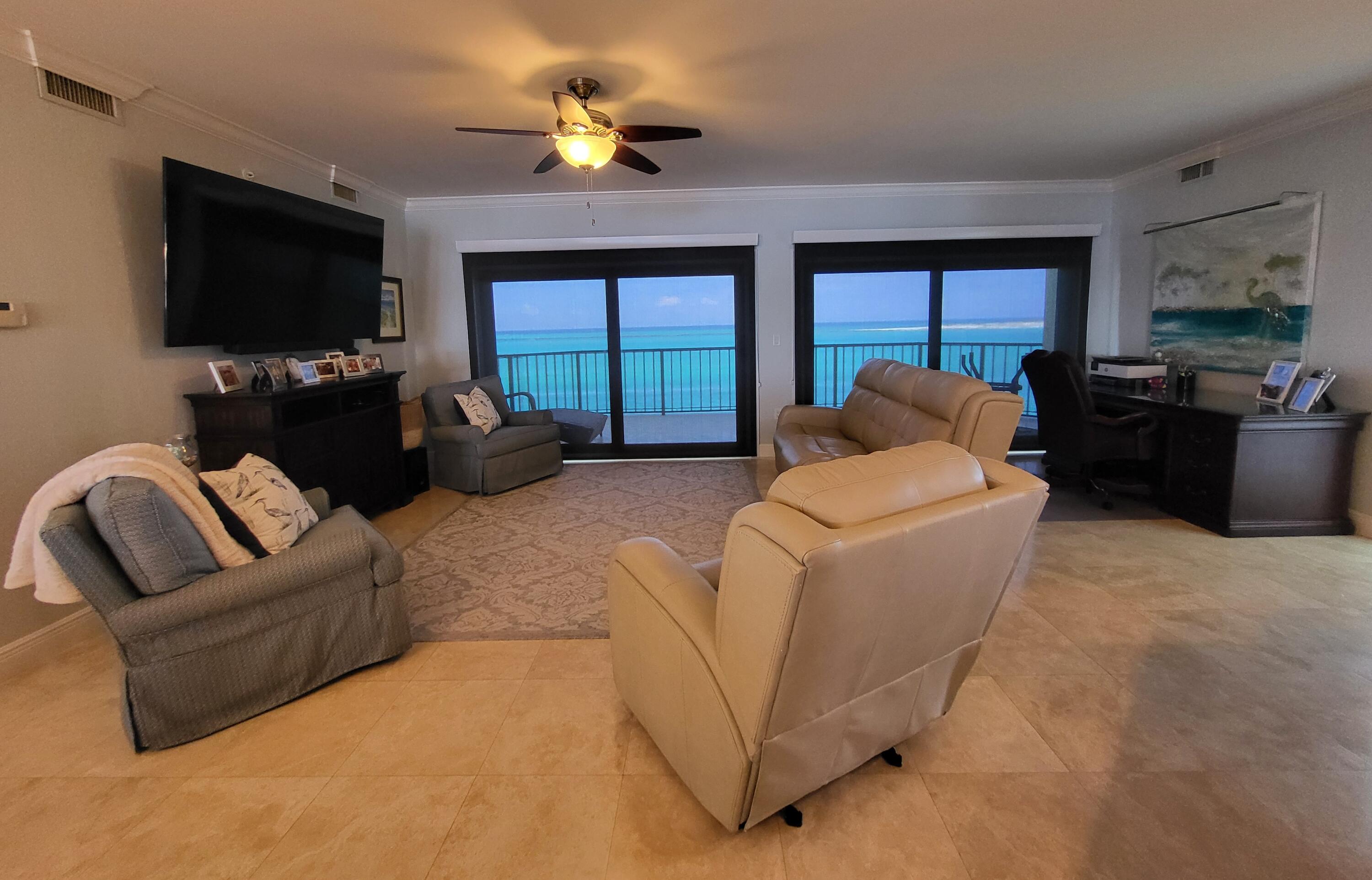WATERVIEW TOWERS YACHT CLUB - Residential