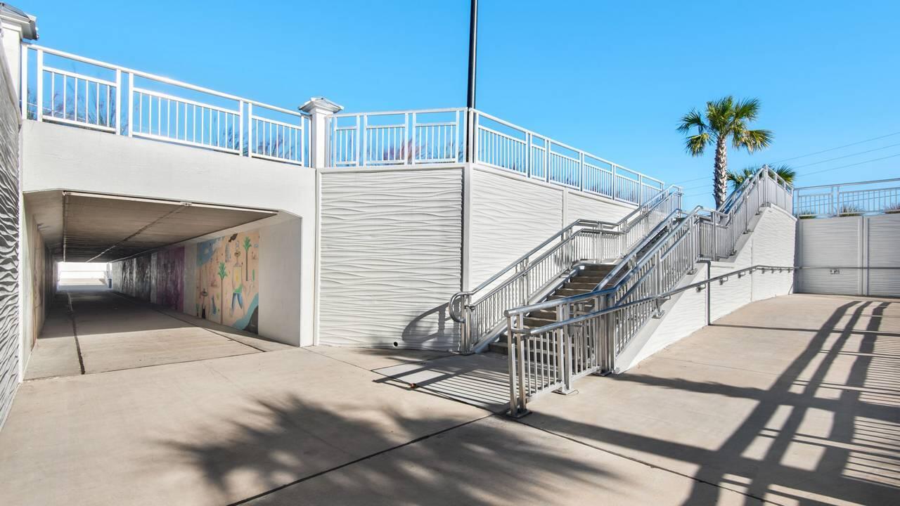 Twin Palms - Residential