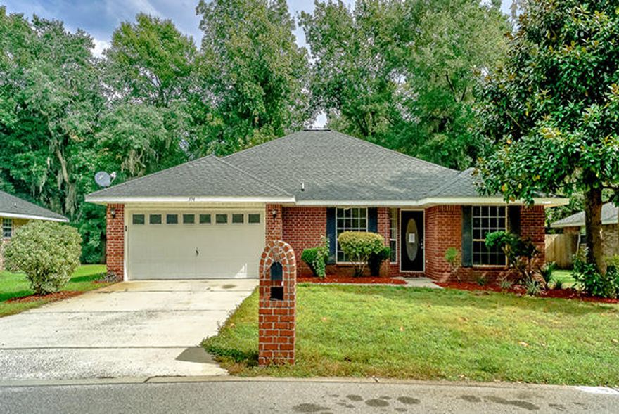 Great neighborhood with community pool. Living room has vaulted ceiling and is open to the kitchen with breakfast bar. Bedrooms are split floor plan, master has double walk in closets, double vanity and large shower. See attachment for PAS requirements and WFHM offer submittal information in MLS document section.