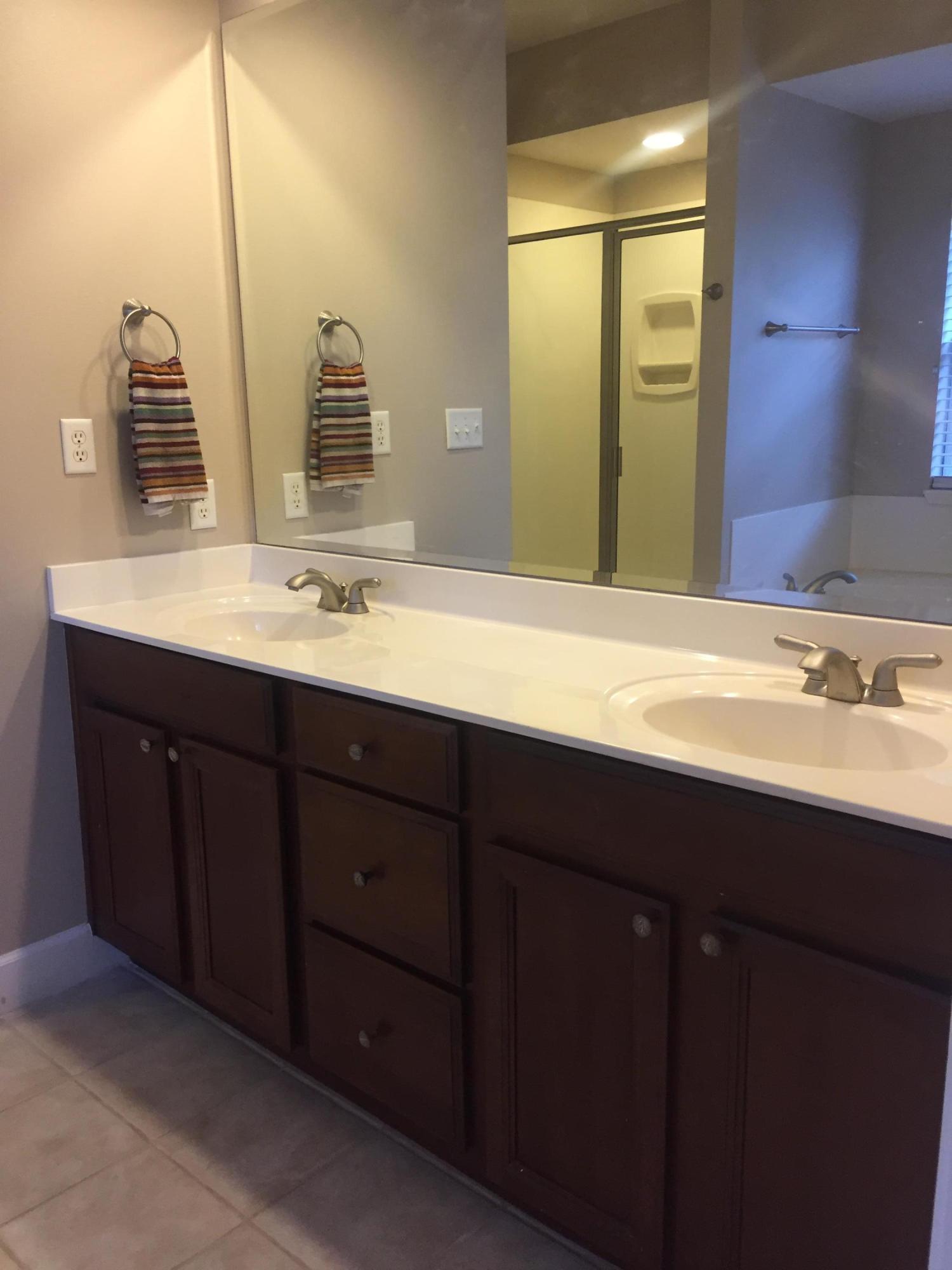 SILVER OAKS PH 1 - Residential