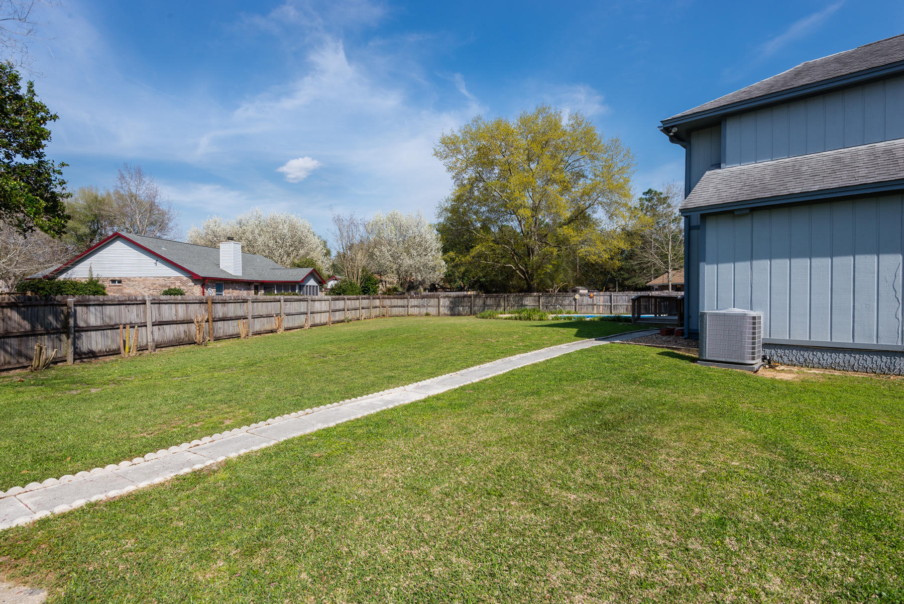 PAGE PLACE - Residential