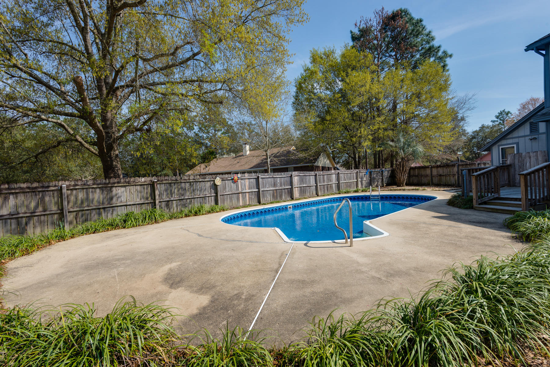 PAGE PLACE - Residential