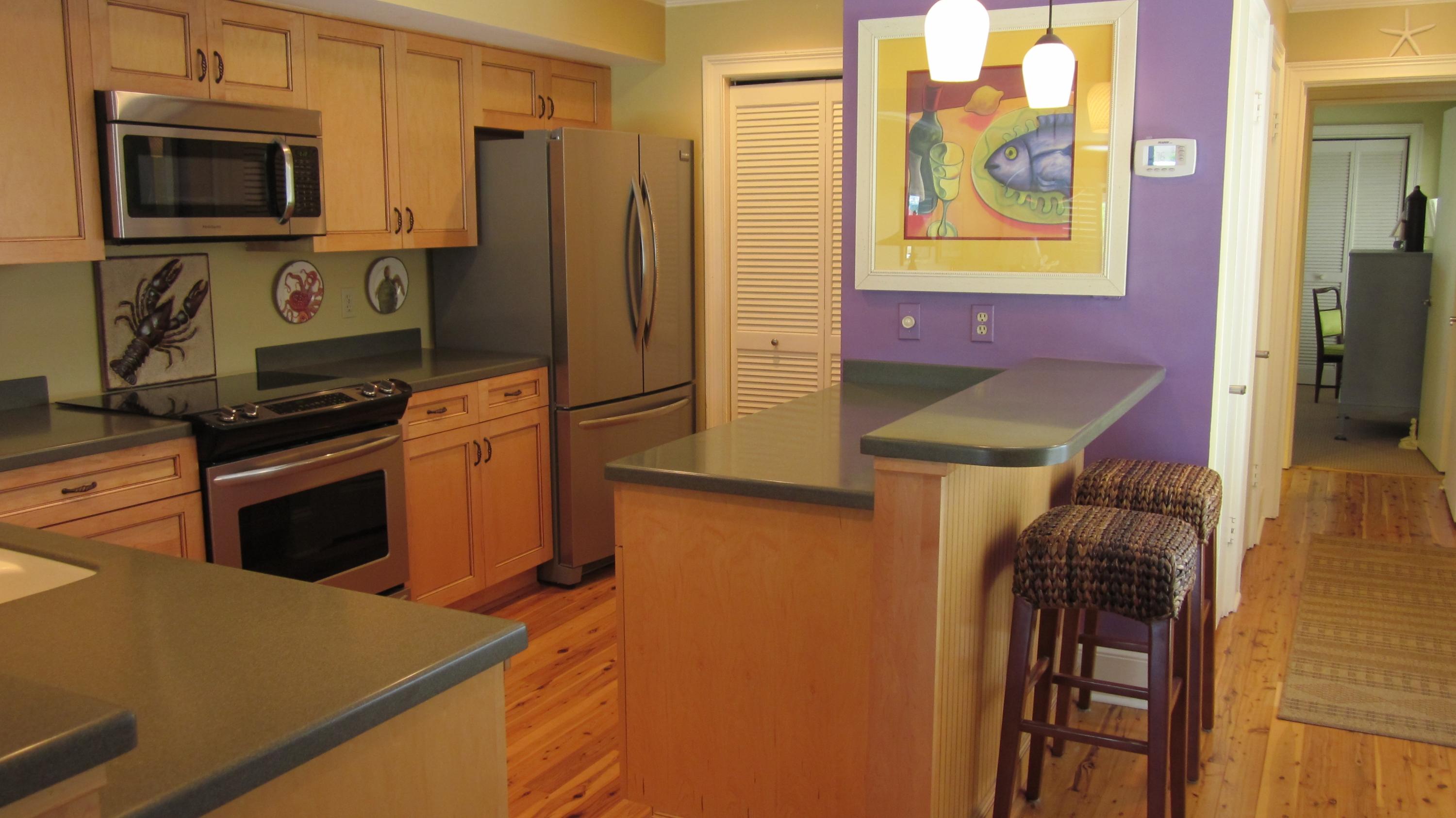 HARBOUR POINT CONDO - Residential