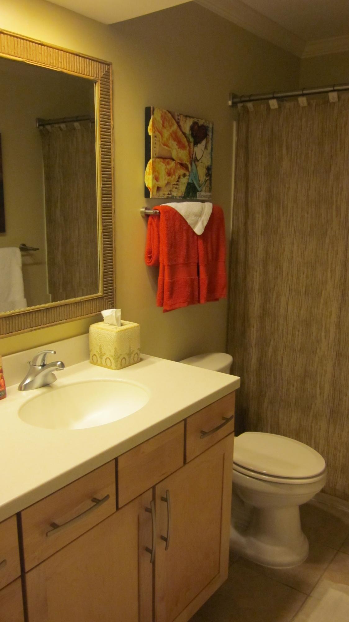 HARBOUR POINT CONDO - Residential