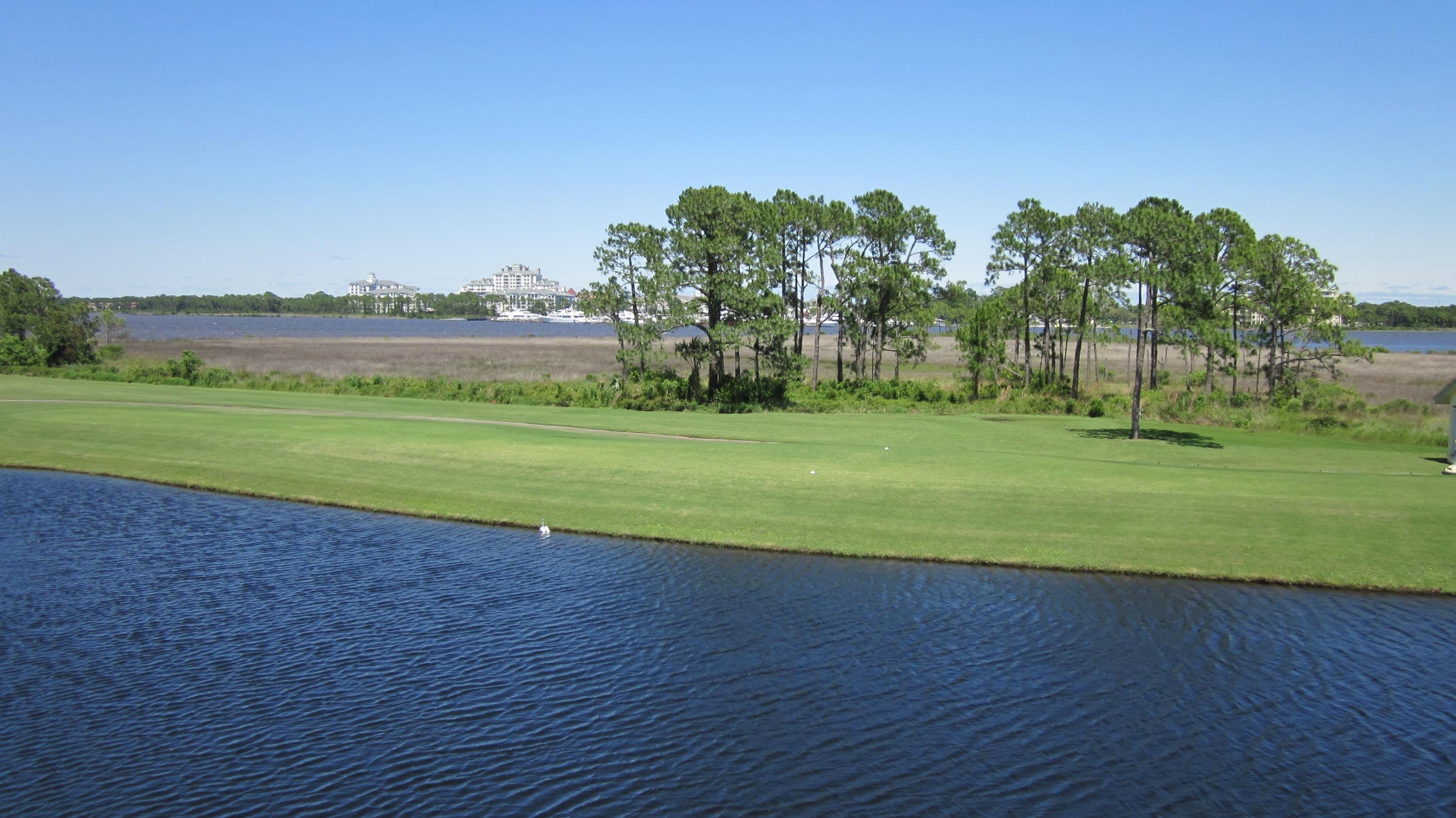 HARBOUR POINT CONDO - Residential