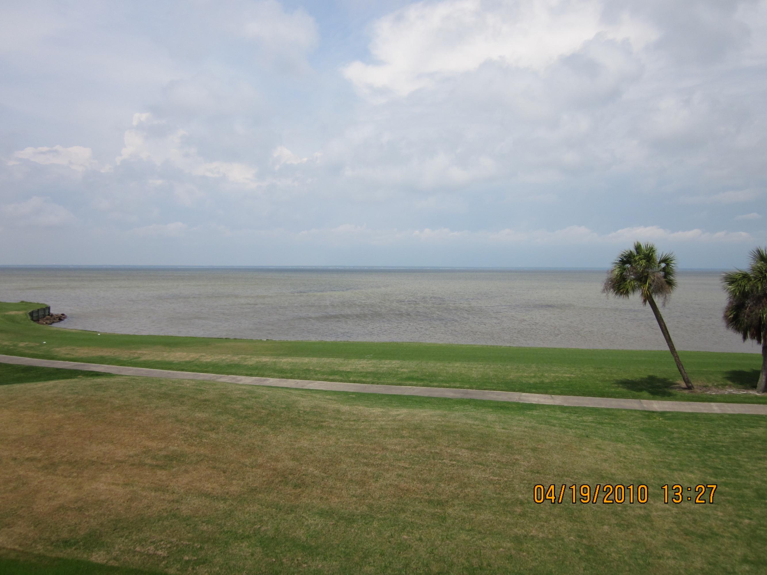 HARBOUR POINT CONDO - Residential