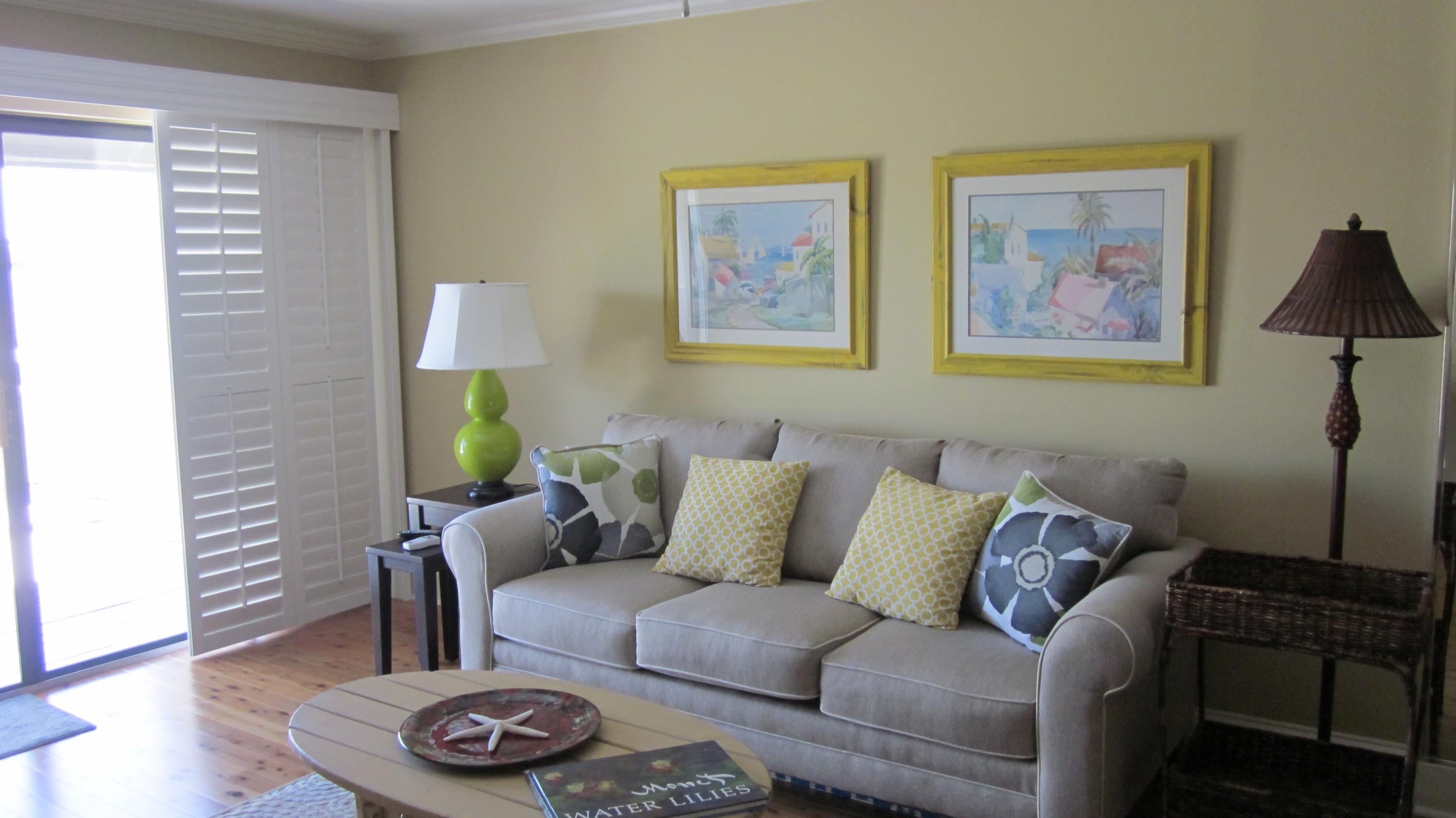HARBOUR POINT CONDO - Residential