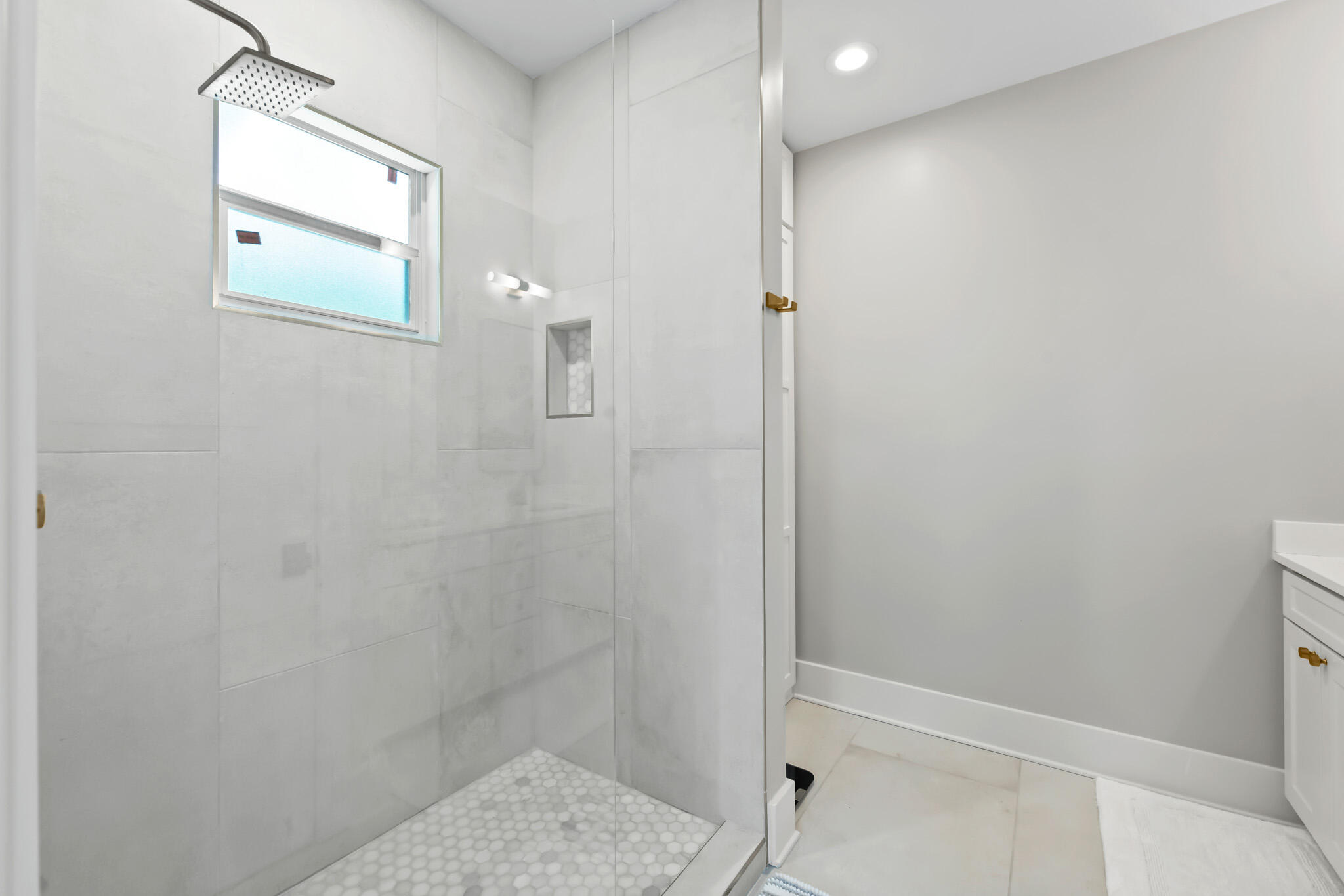 BAY MAGNOLIA - Residential