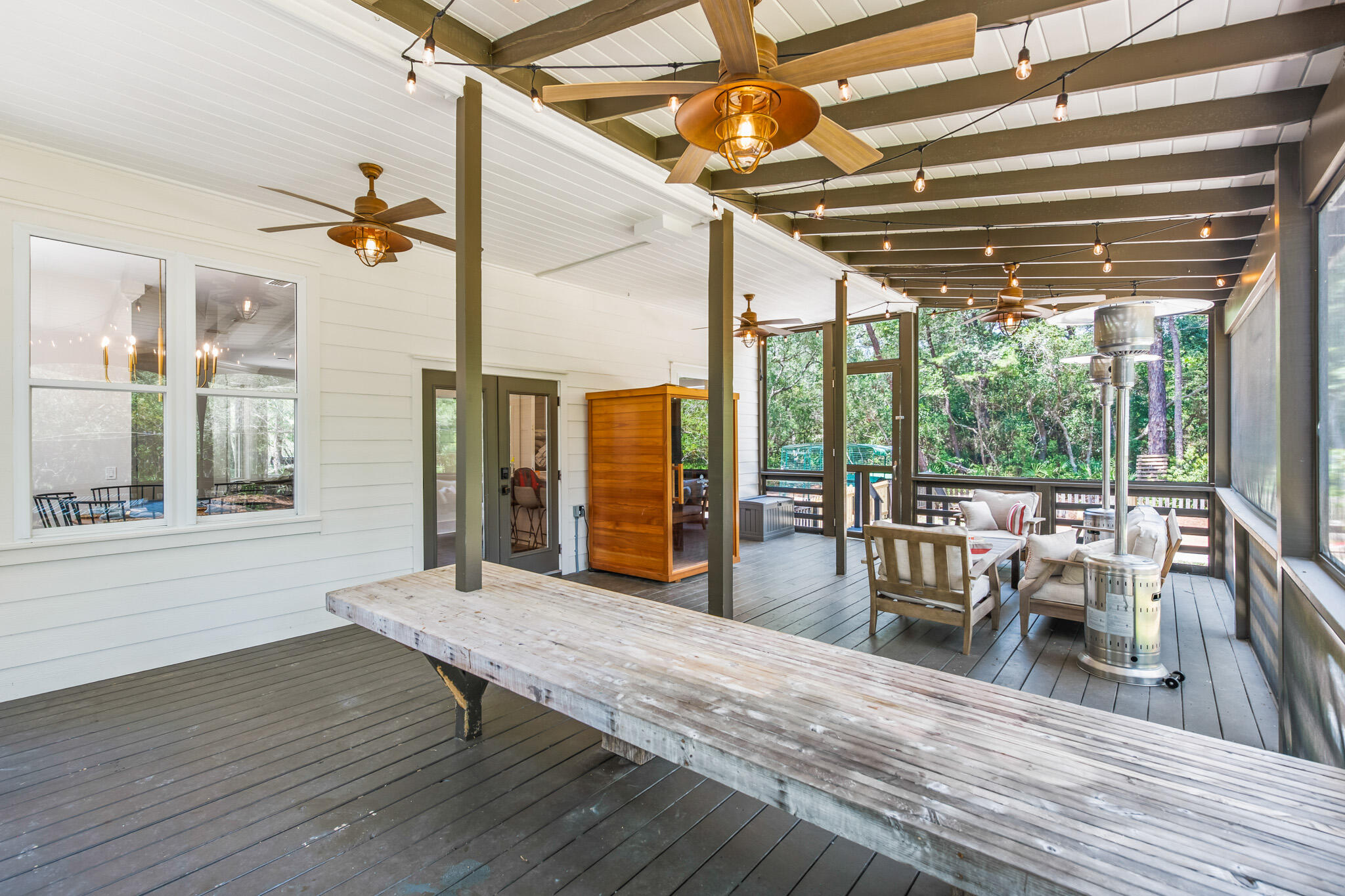 BAY MAGNOLIA - Residential