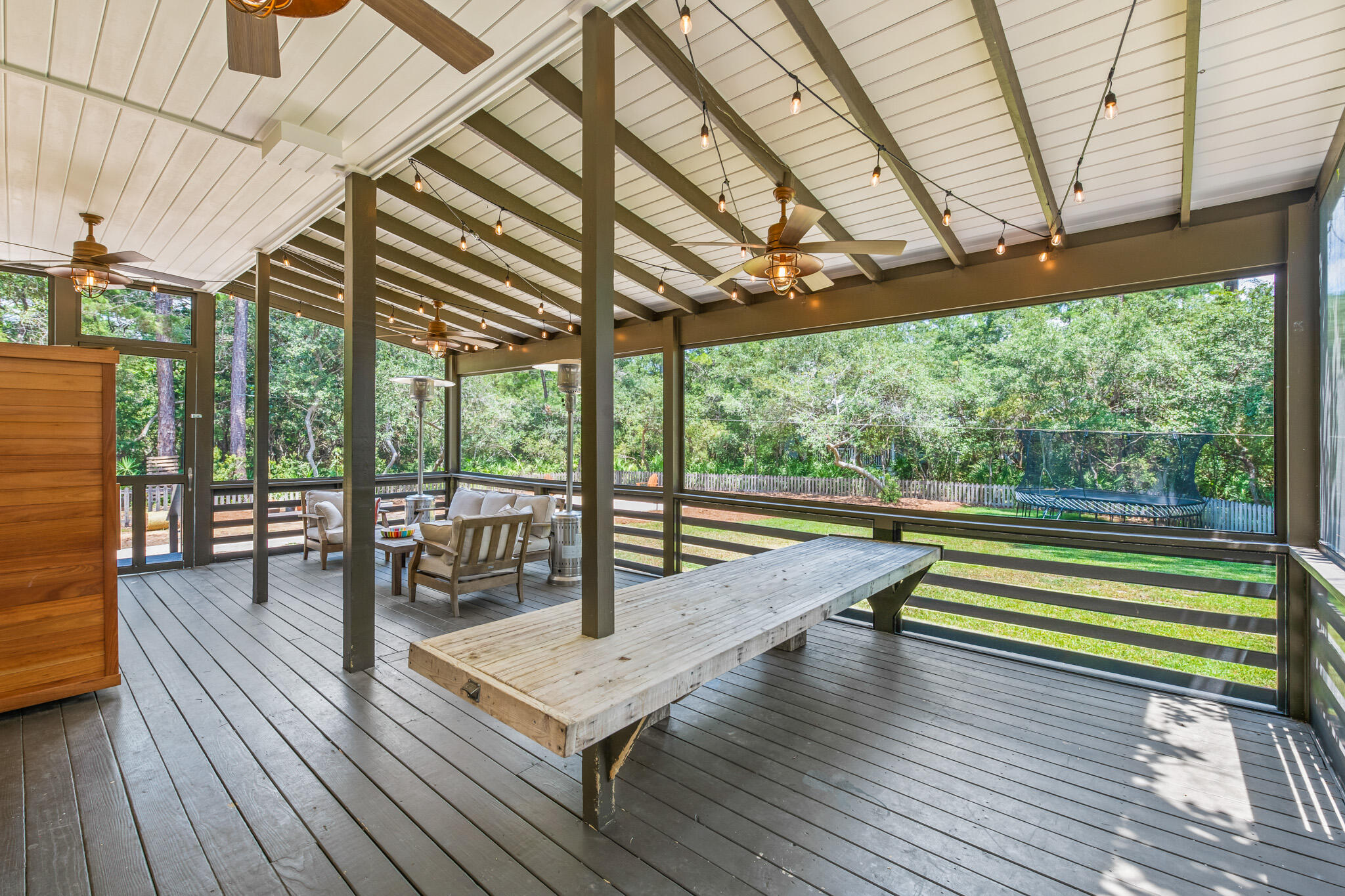 BAY MAGNOLIA - Residential