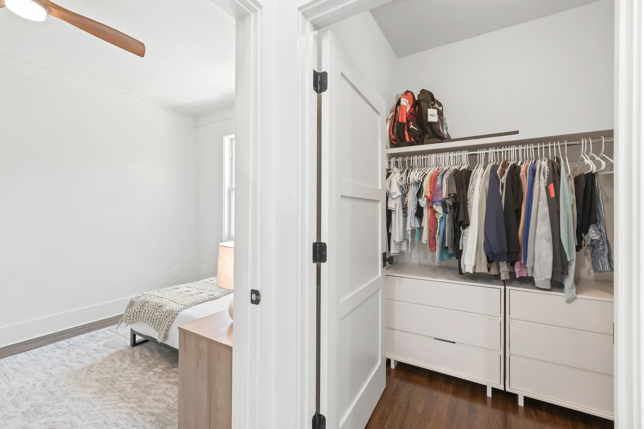 BAY MAGNOLIA - Residential