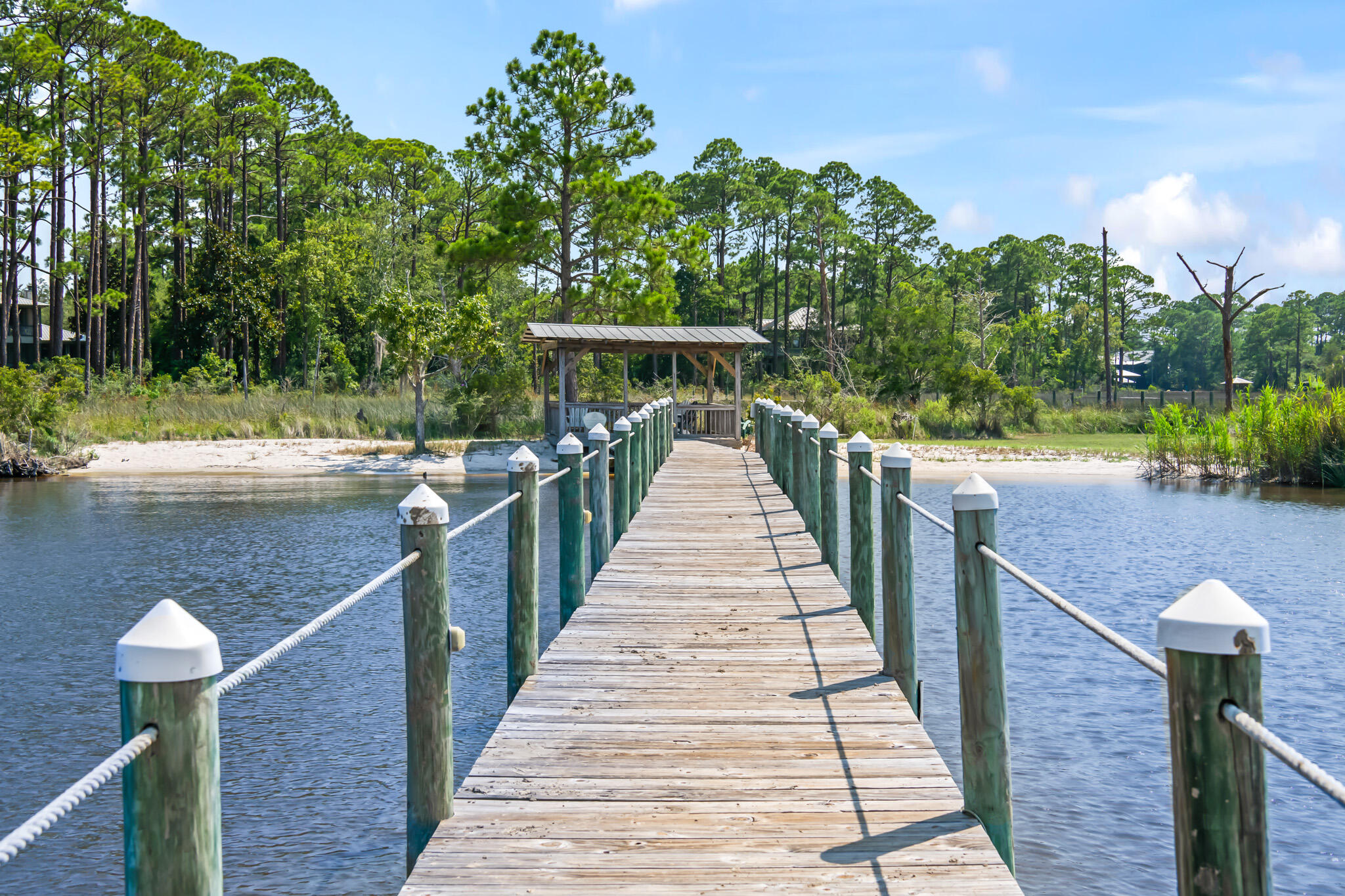 BAY MAGNOLIA - Residential