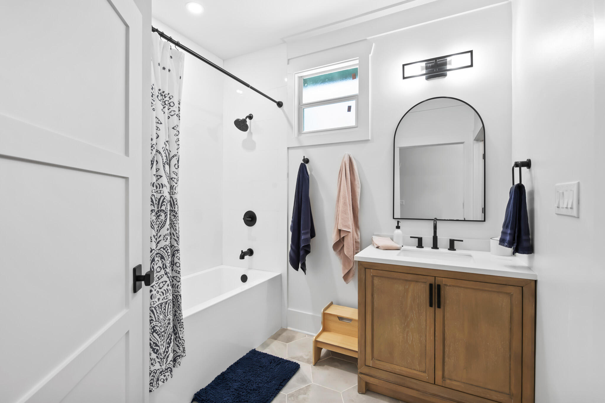 BAY MAGNOLIA - Residential