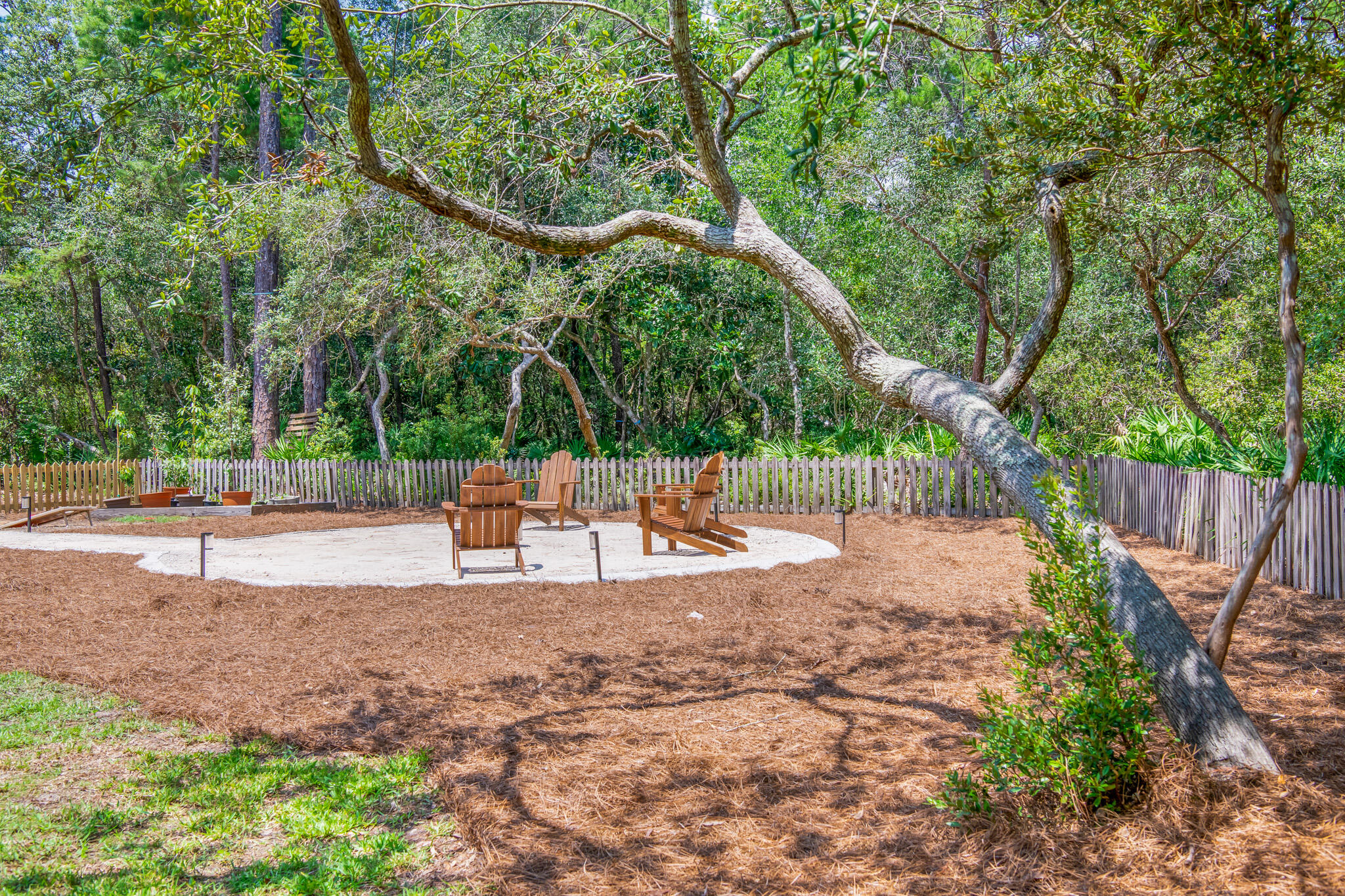 BAY MAGNOLIA - Residential