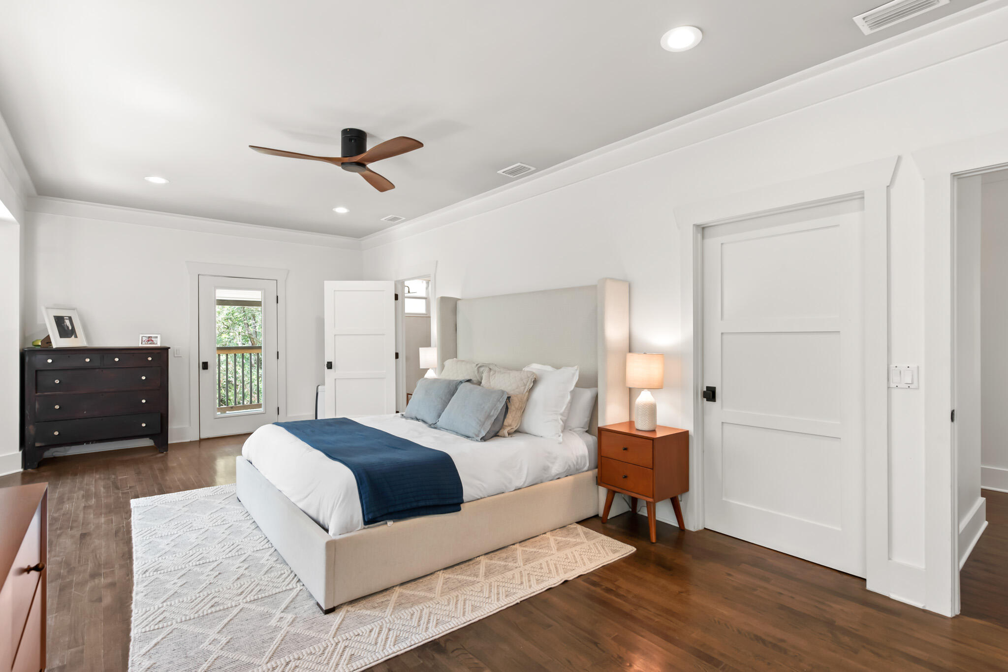 BAY MAGNOLIA - Residential