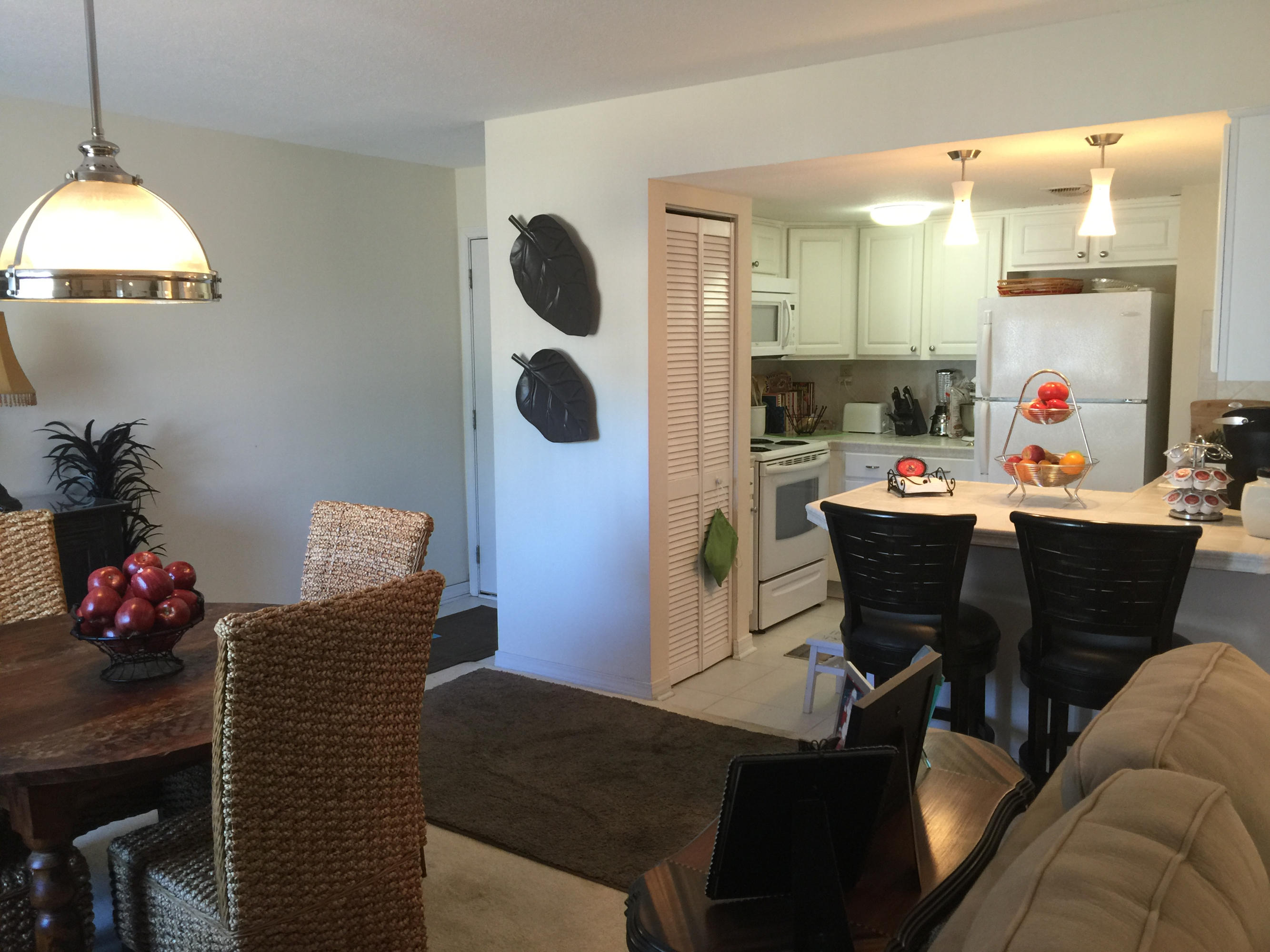 FINISTERRA CONDO - Residential