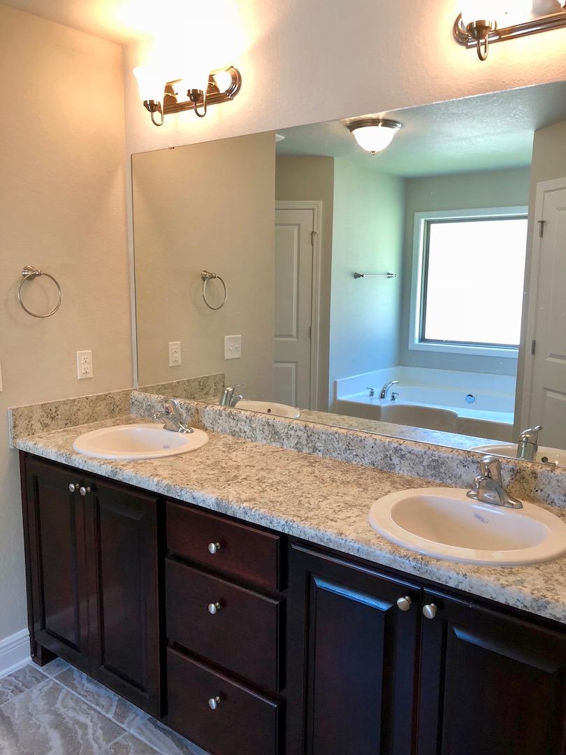 FOX VALLEY - Residential