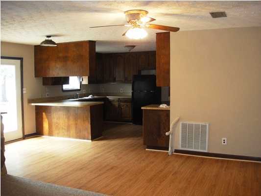 EAST BAY RIVER ESTATES - Residential Lease