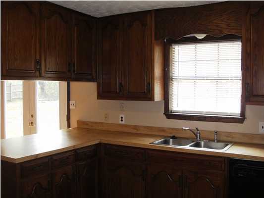 EAST BAY RIVER ESTATES - Residential Lease