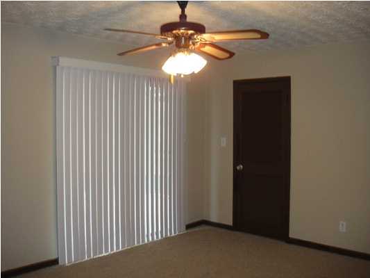 EAST BAY RIVER ESTATES - Residential Lease