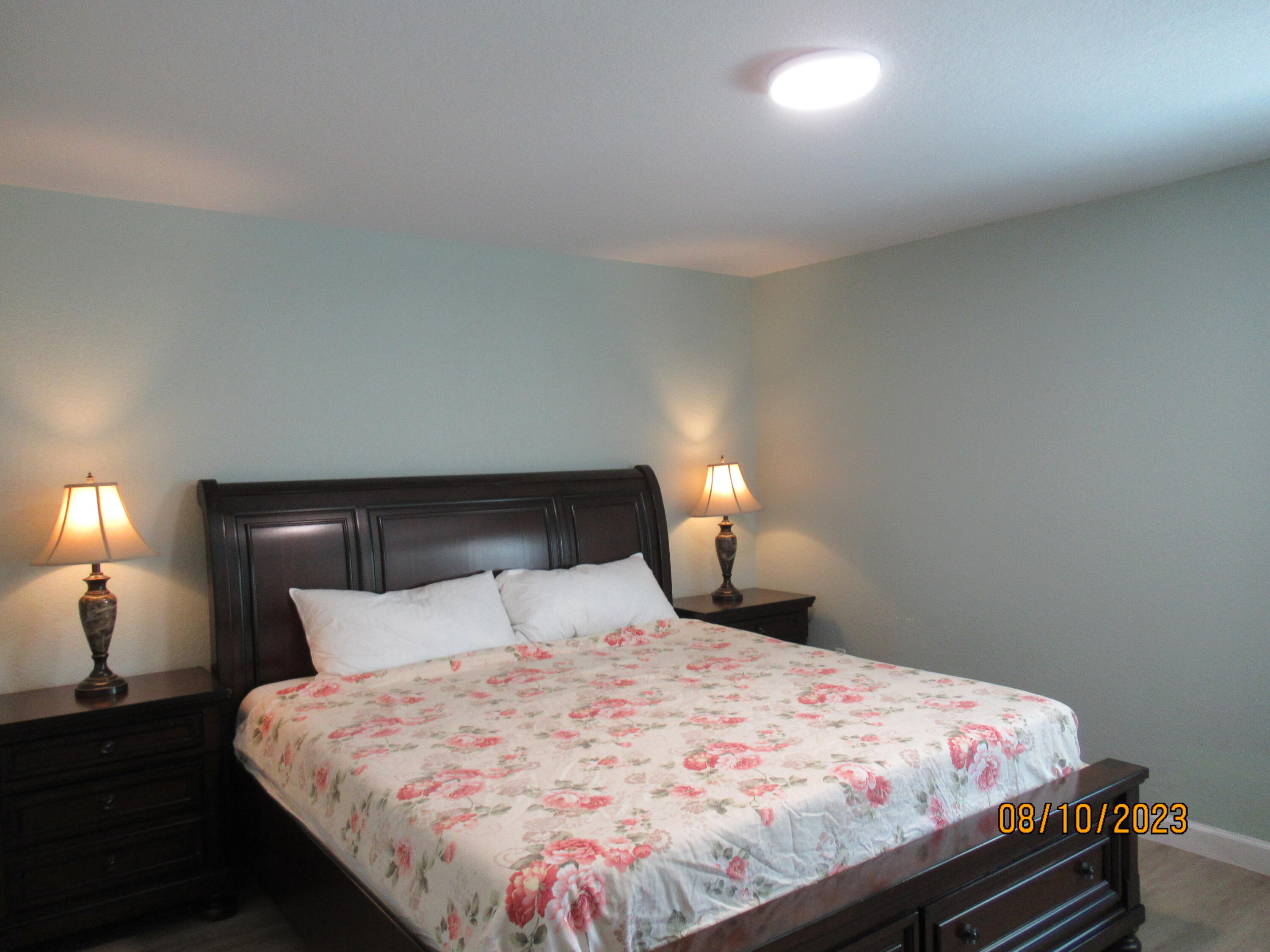 QUAIL LAKE - Residential