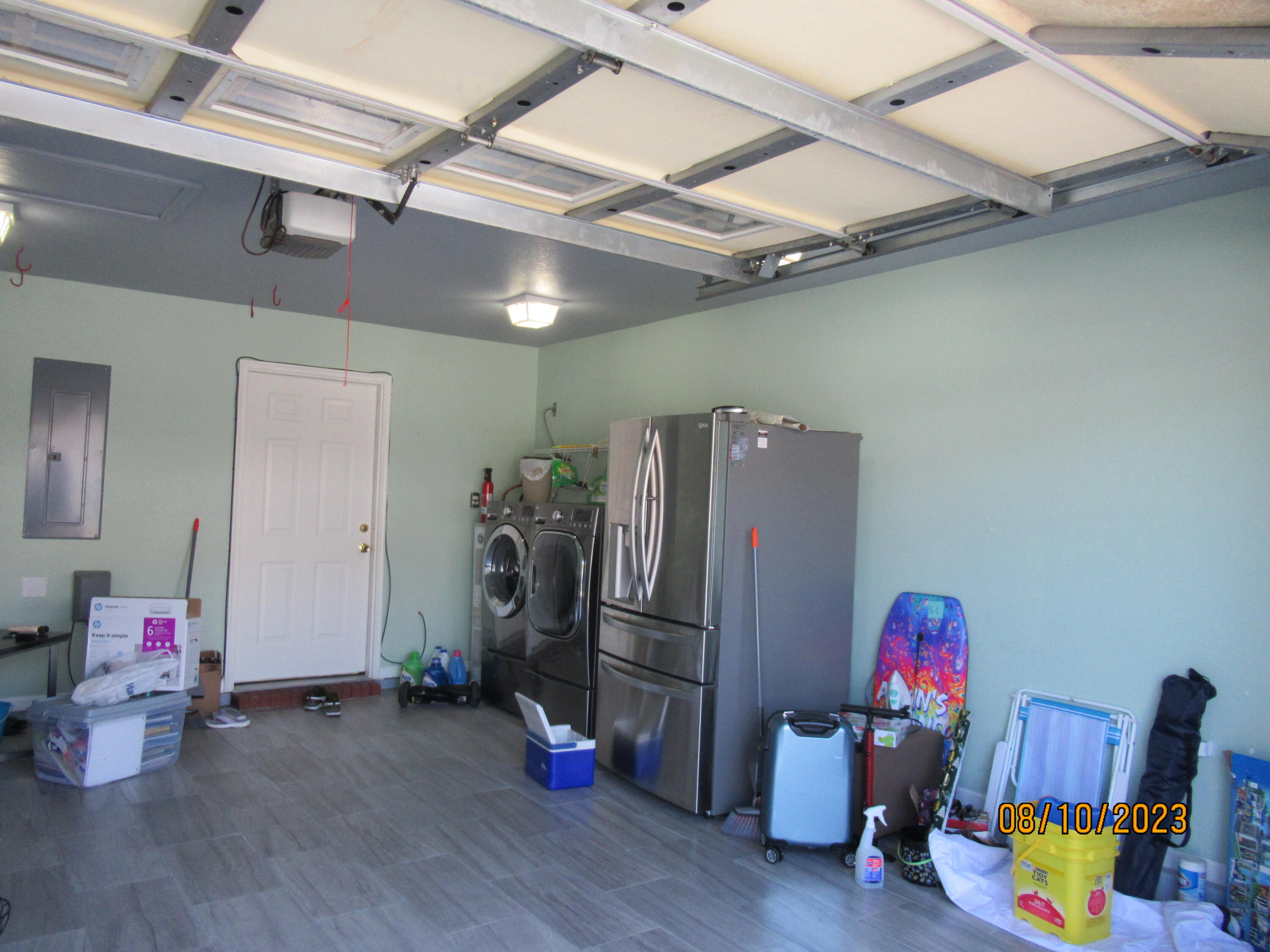 QUAIL LAKE - Residential