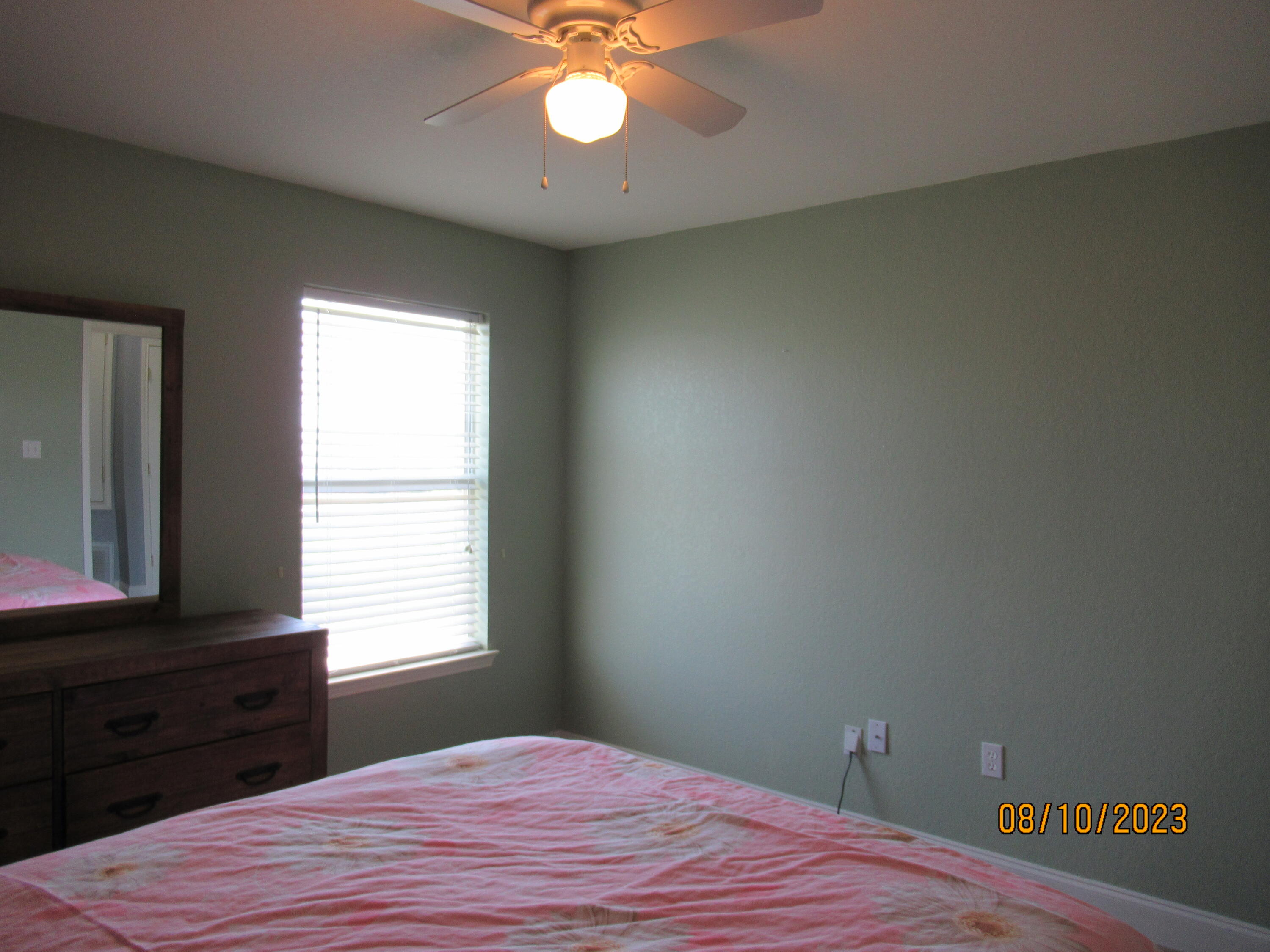 QUAIL LAKE - Residential