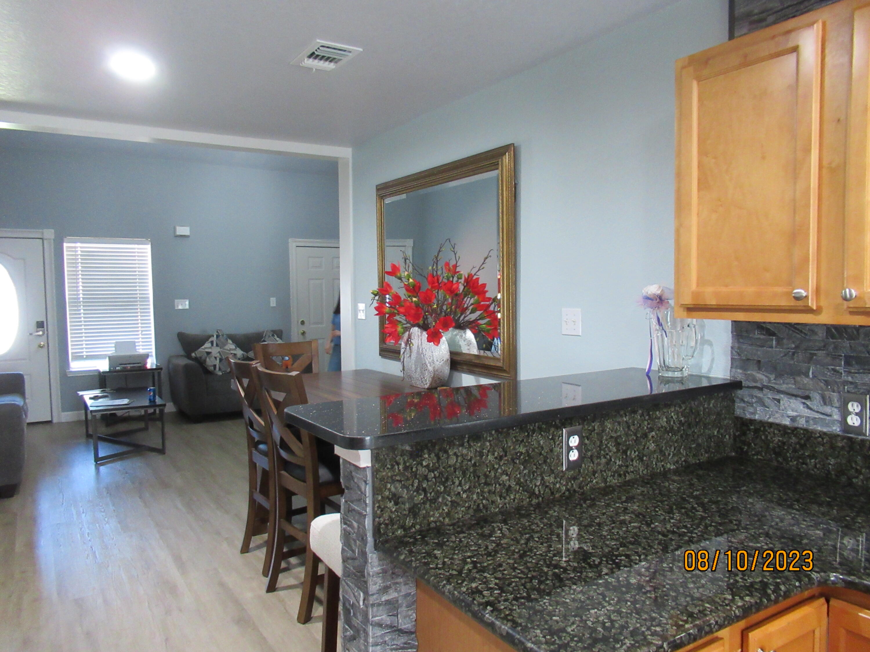 QUAIL LAKE - Residential