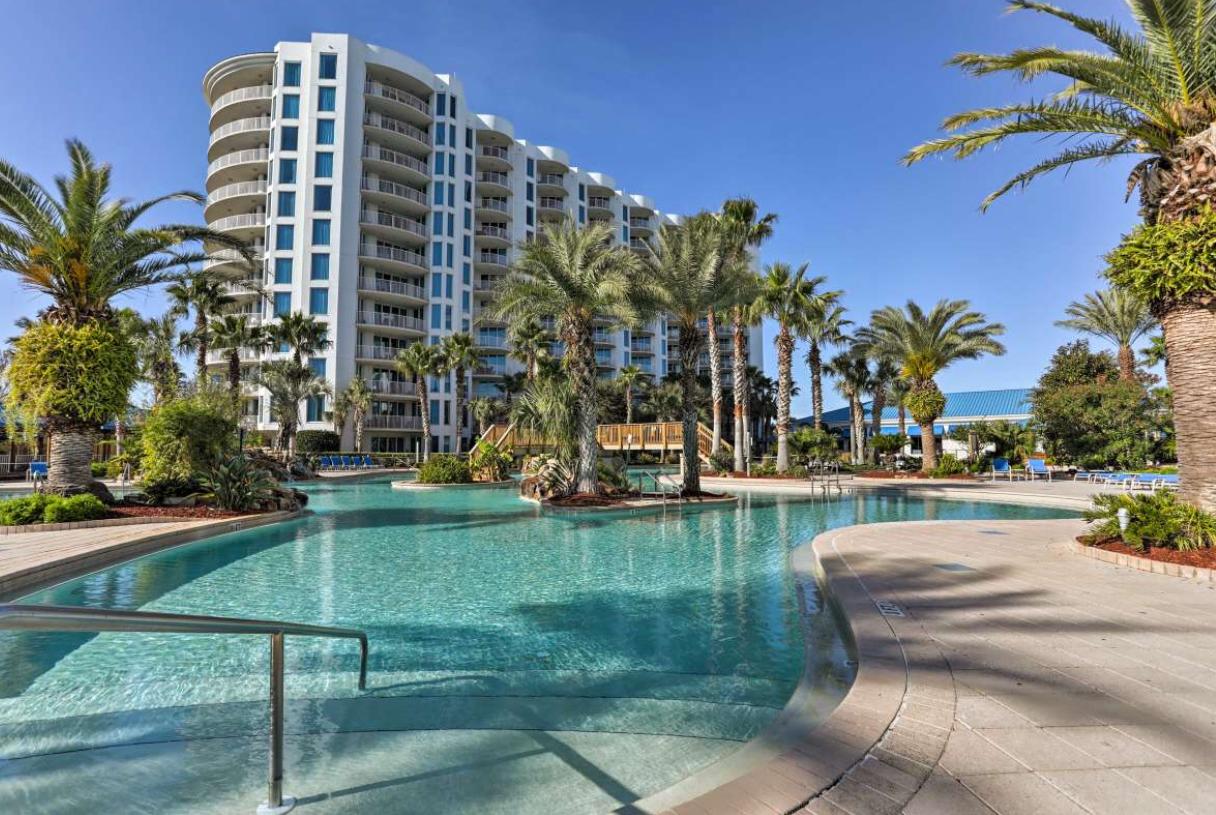 Remodeled Large 2br, 2ba unit in the heart of Destin, with amenities galore!l.The Palms Resort's amenities include a expansive 11,000 SF lagoon pool with waterfall and spa, children's pool, playground and splash pool, lighted tennis and basketball courts, first class fitness center, seasonal shuttle service to the beach, and covered protected parking. Also on site is Prime'd at the Palms Restaurant, Med Spa of Destin, conference center, social space, and reception desk. Association fees include all utilities. *Buyer to verify all data*