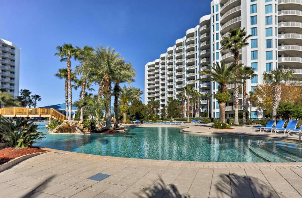 THE PALMS OF DESTIN - Residential