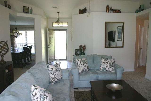 SILVER SPRINGS EST - Residential