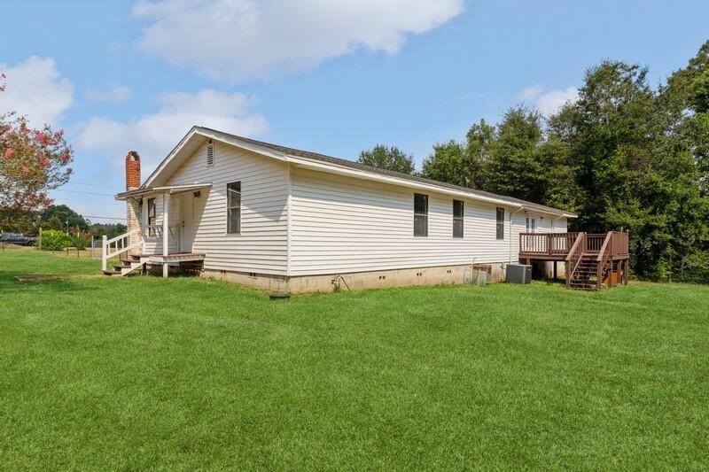 CRESTVIEW SUBURB (231000.00) - Residential